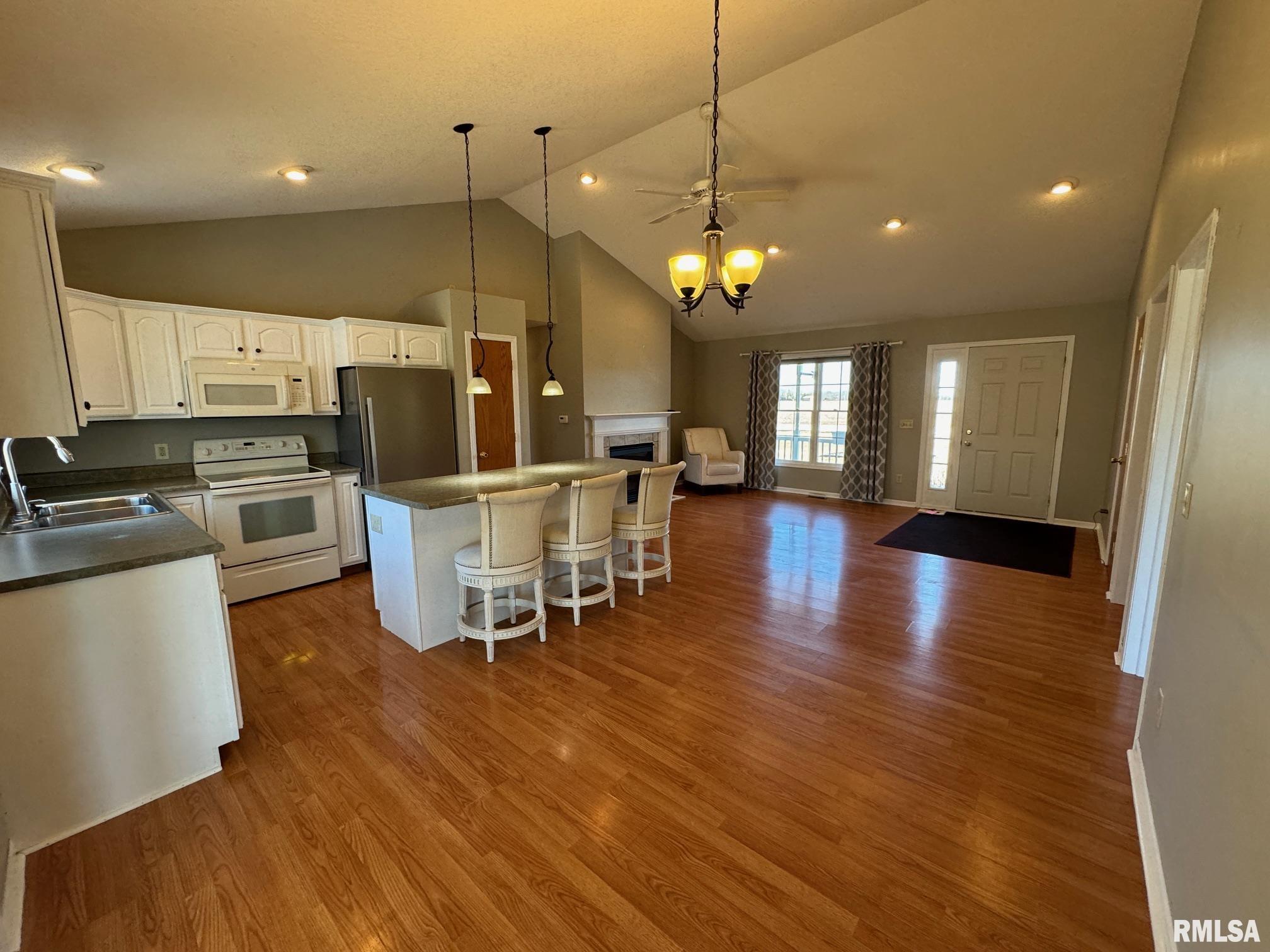 5526 230th Street North Property Photo 5