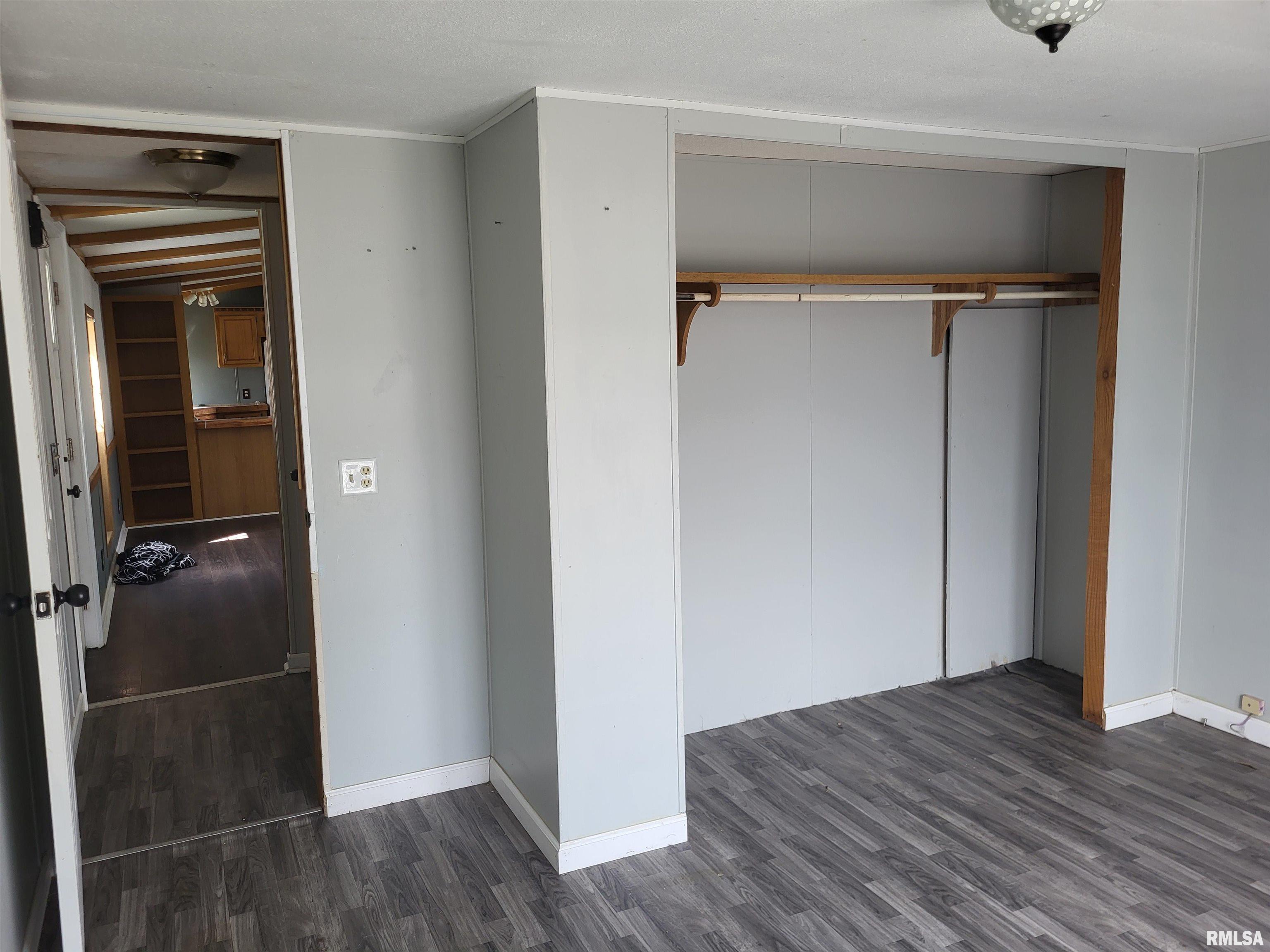 661 N 19th Street Property Photo 8