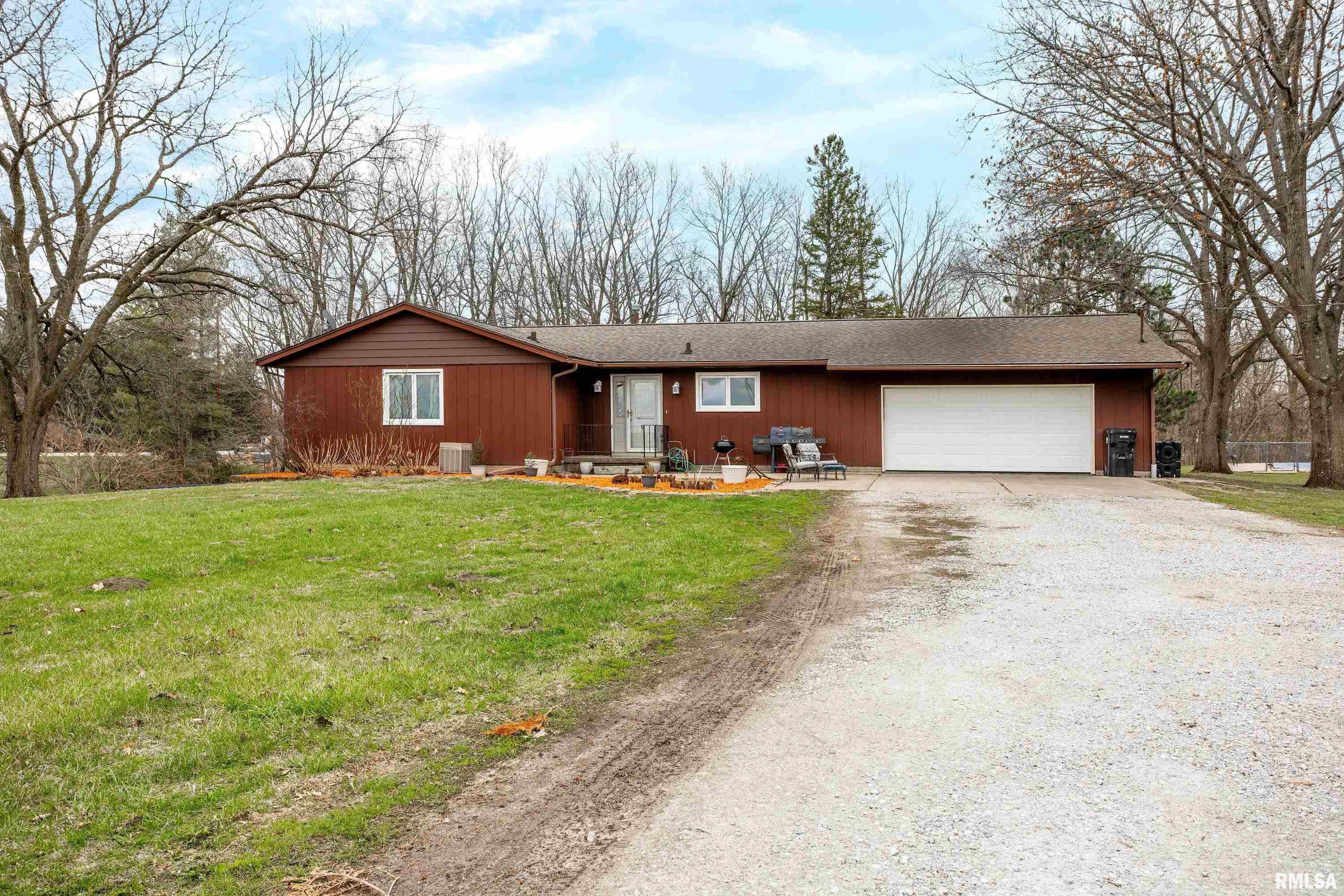 3770 153rd Street Property Photo 2