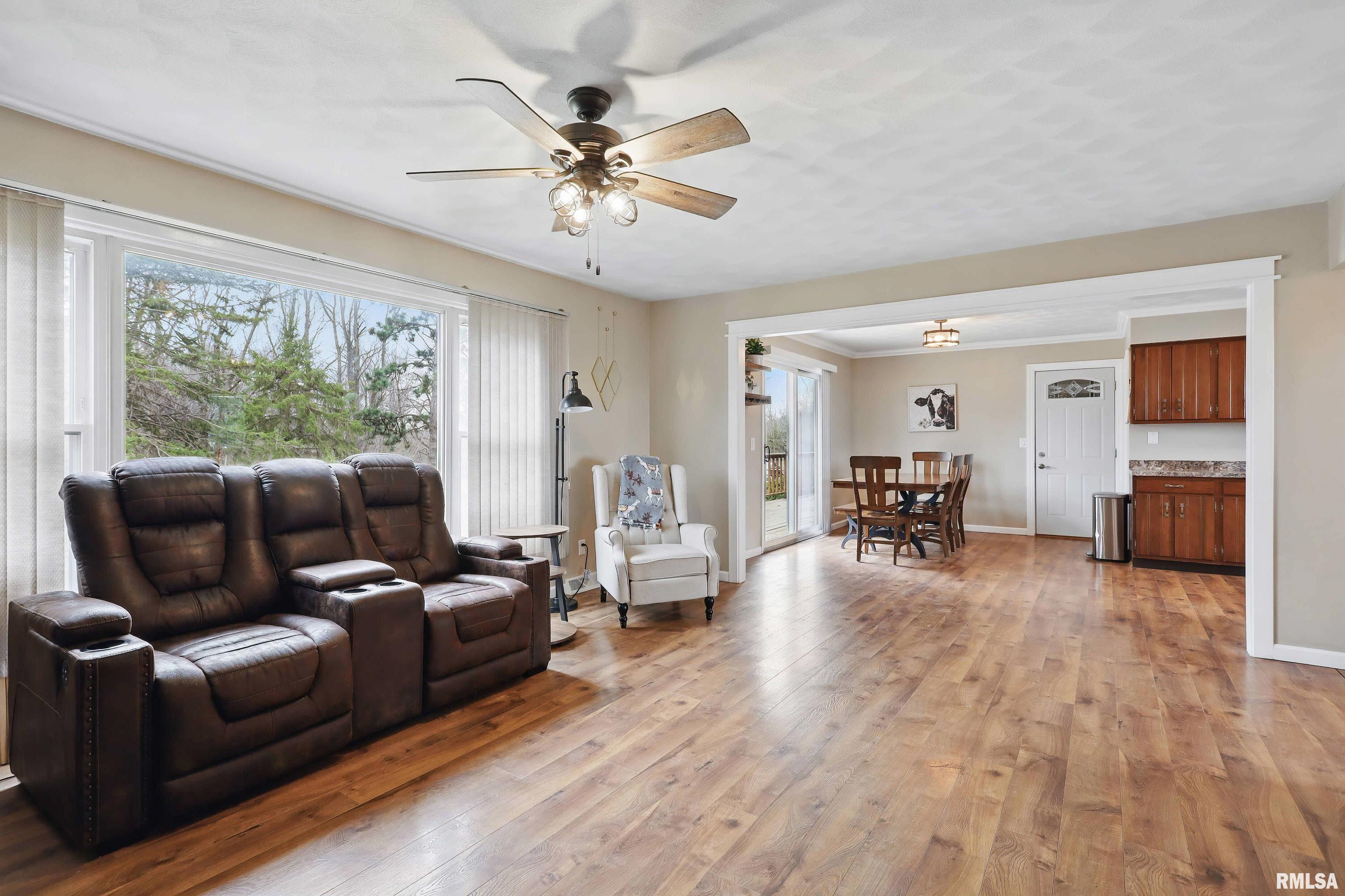 3770 153rd Street Property Photo 10