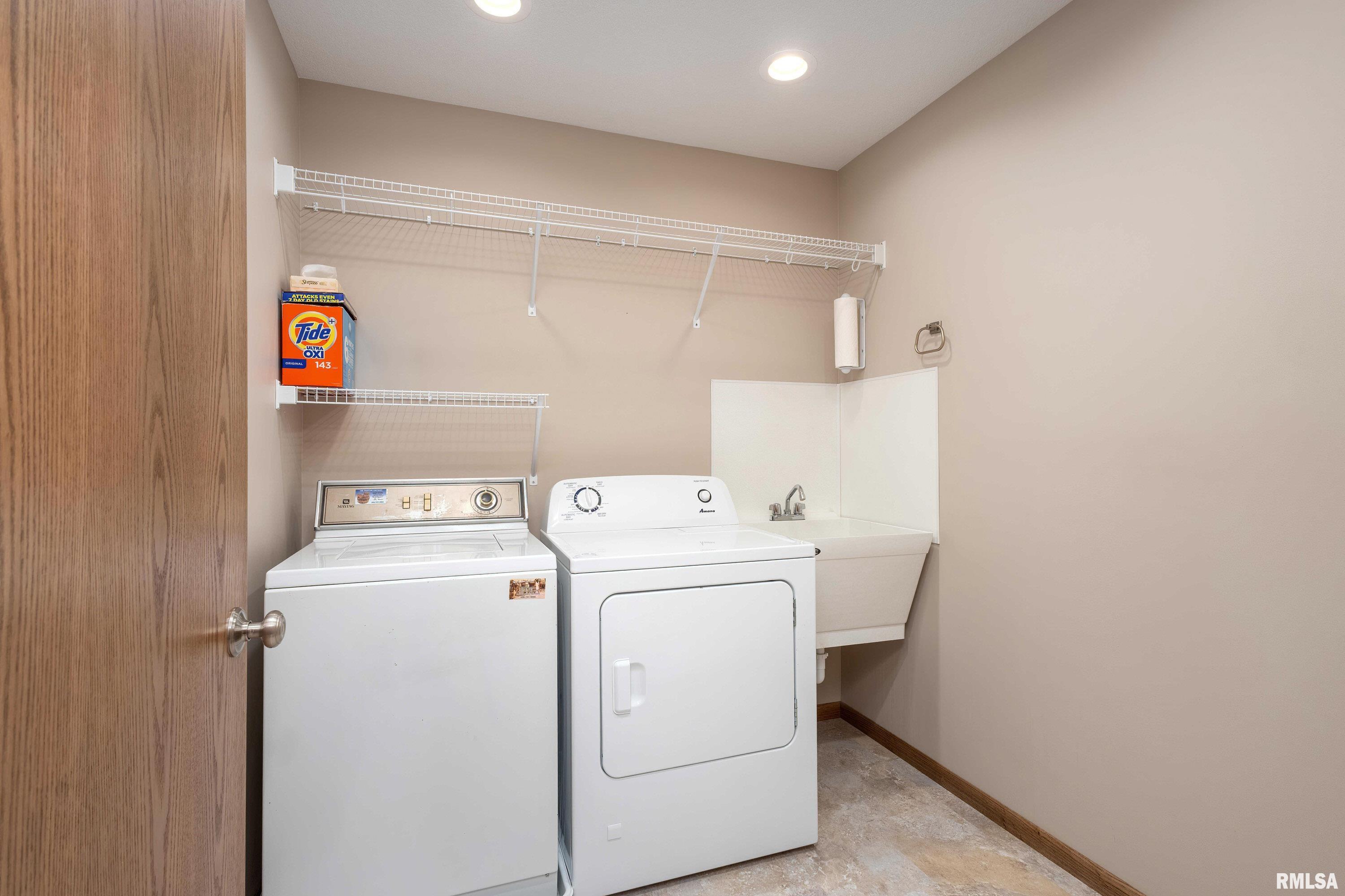 306 W Torrey Pines Drive Property Photo 14