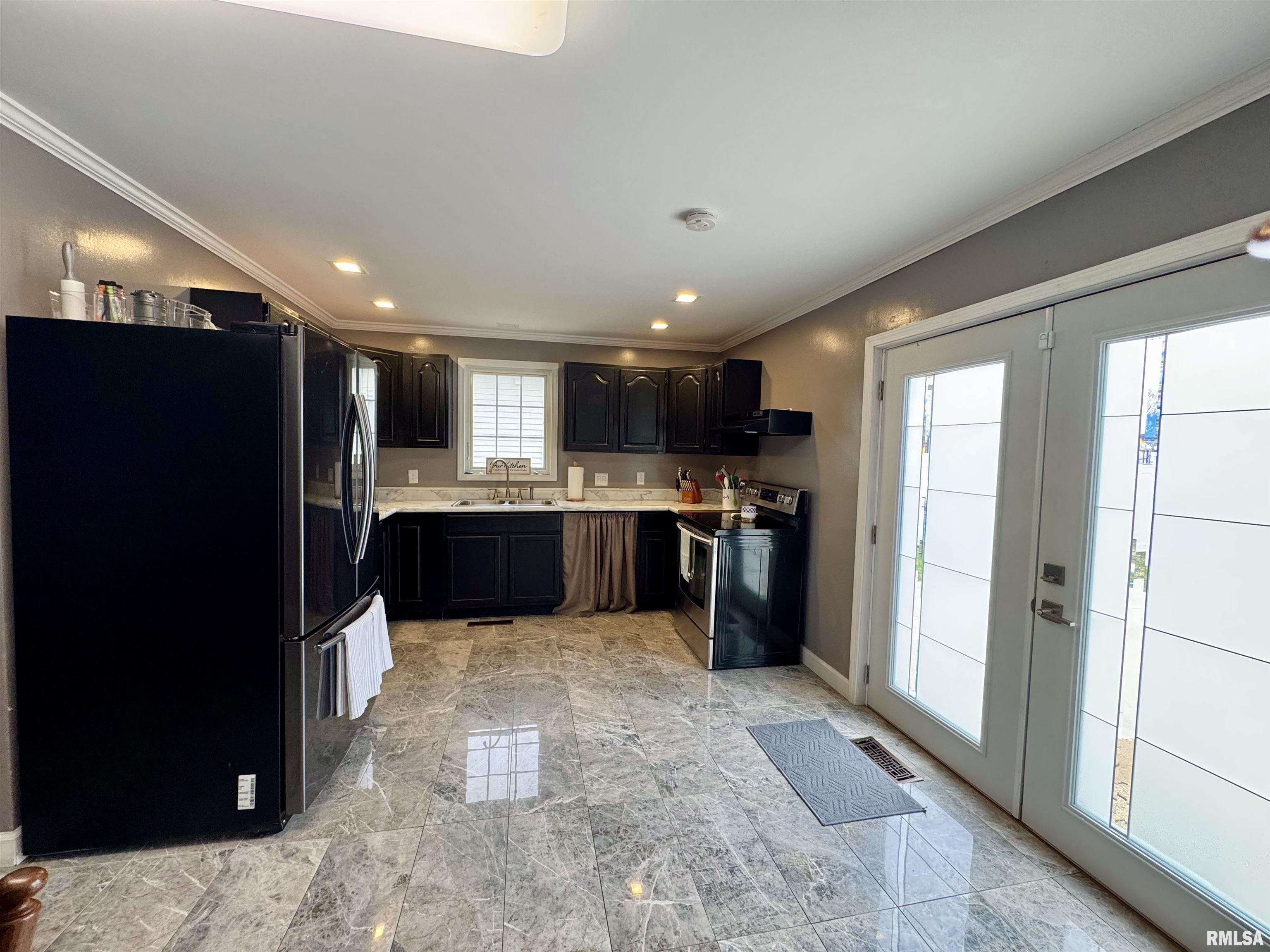 709 W Boston Avenue Property Photo 11