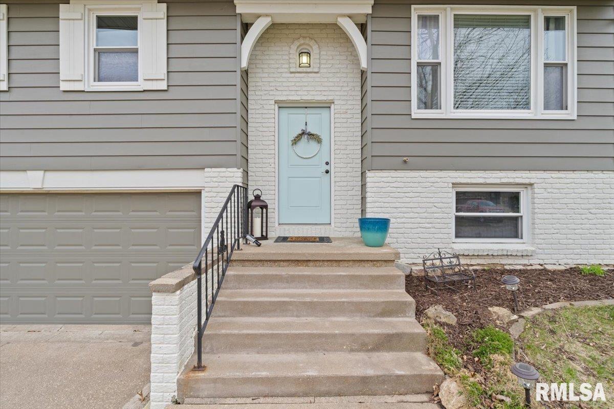 2233 N Pioneer Street Property Photo 7