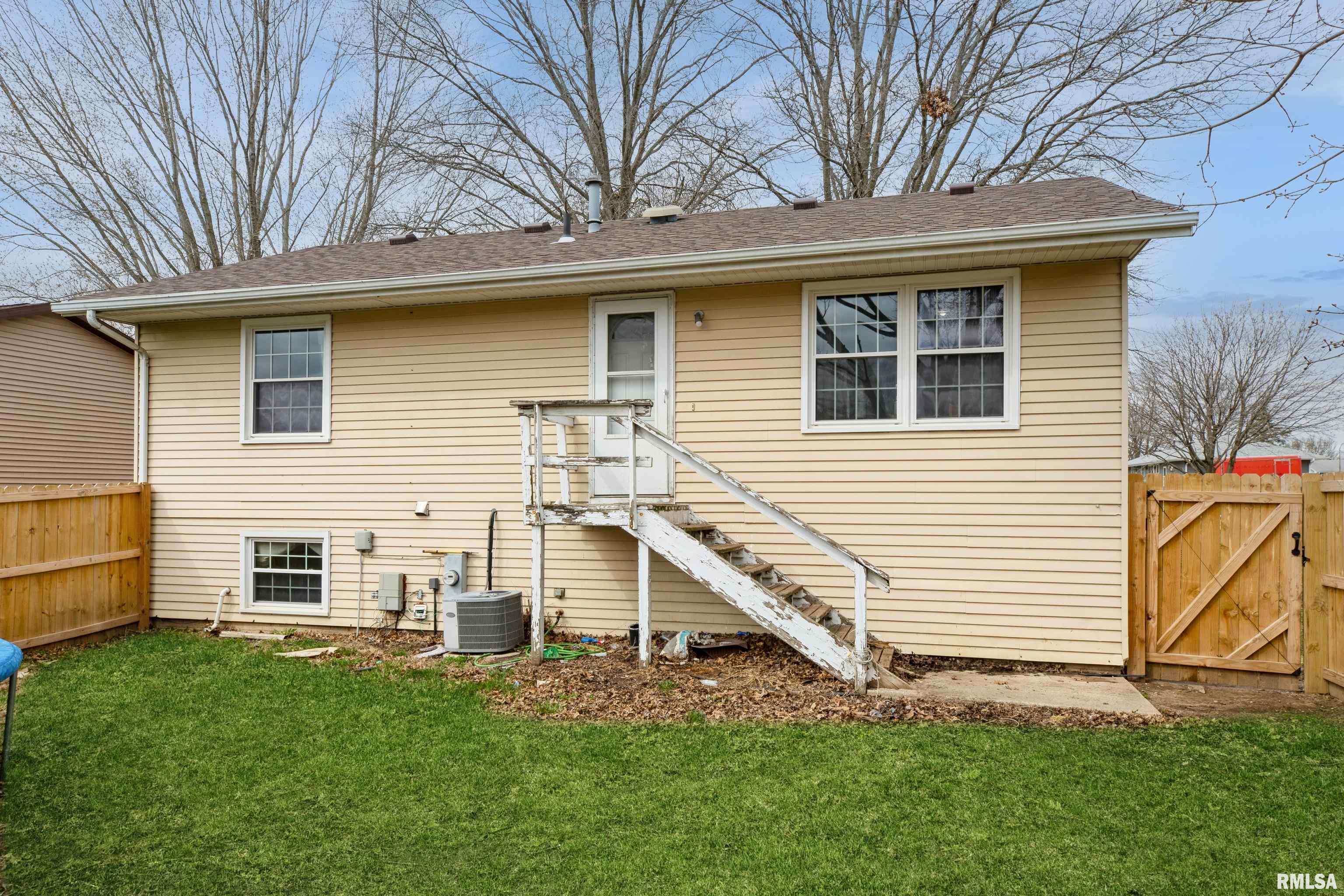 413 Cynthia Drive Property Photo 3