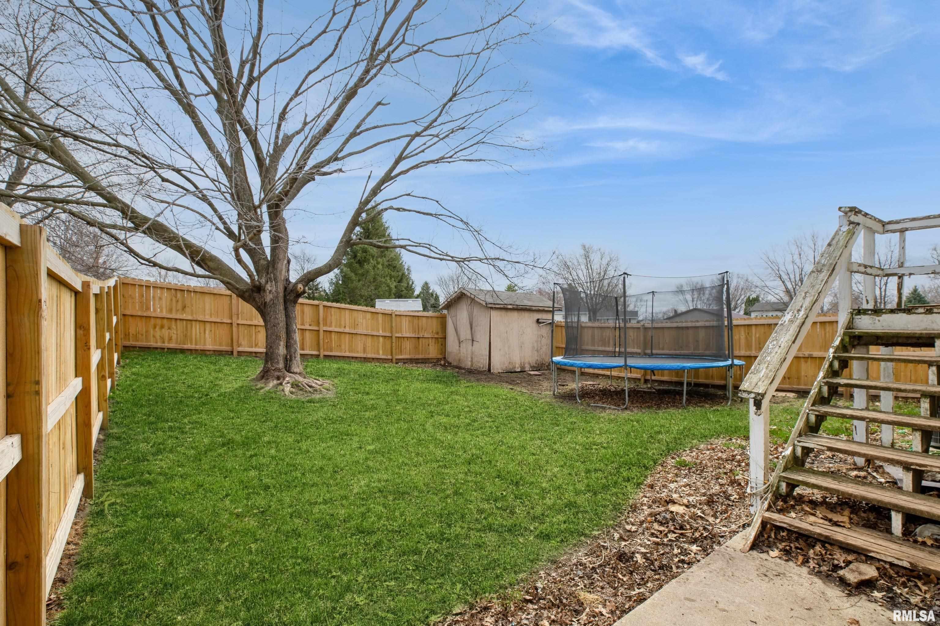 413 Cynthia Drive Property Photo 4