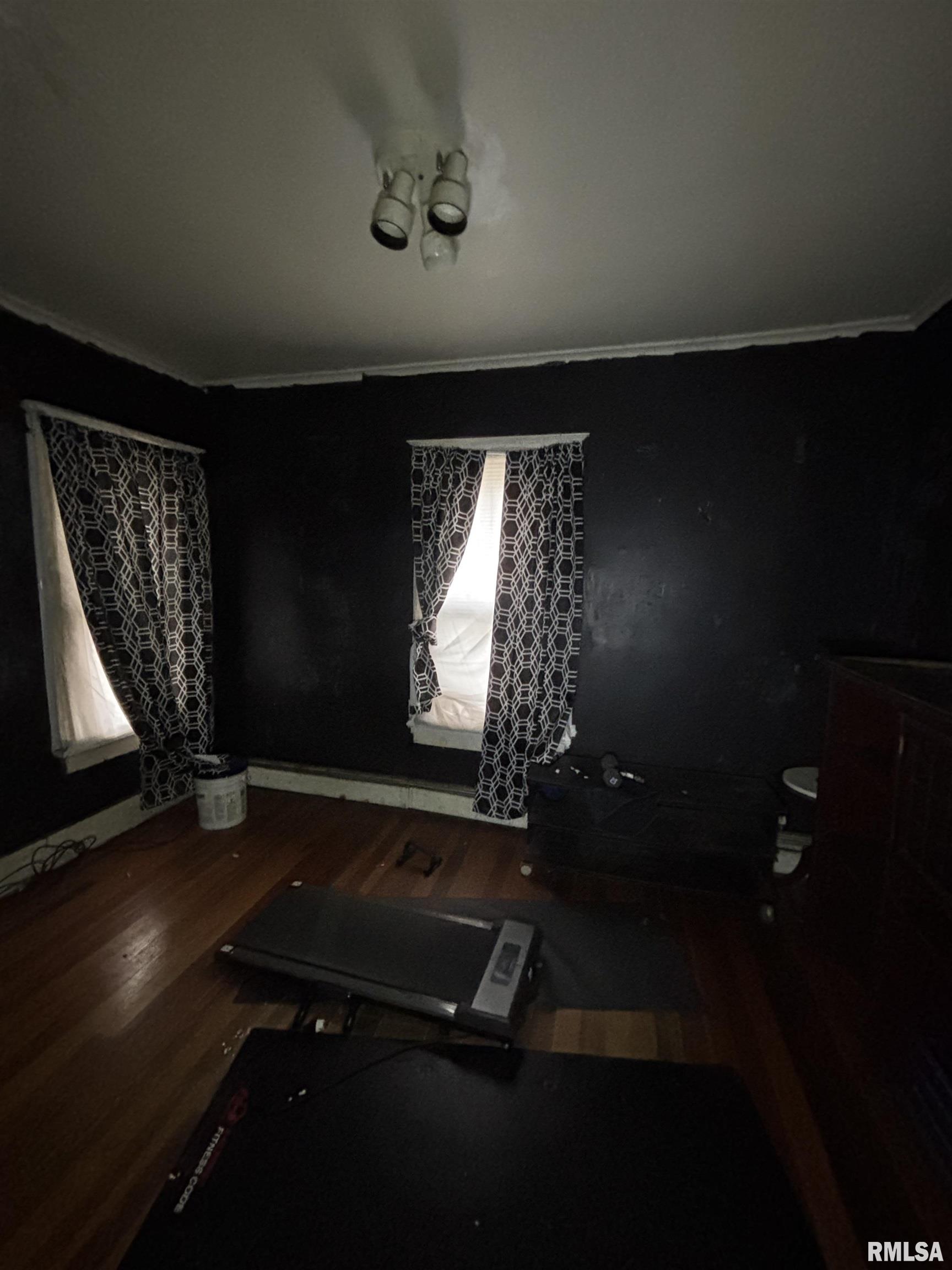 106 S 1st Street Property Photo 21