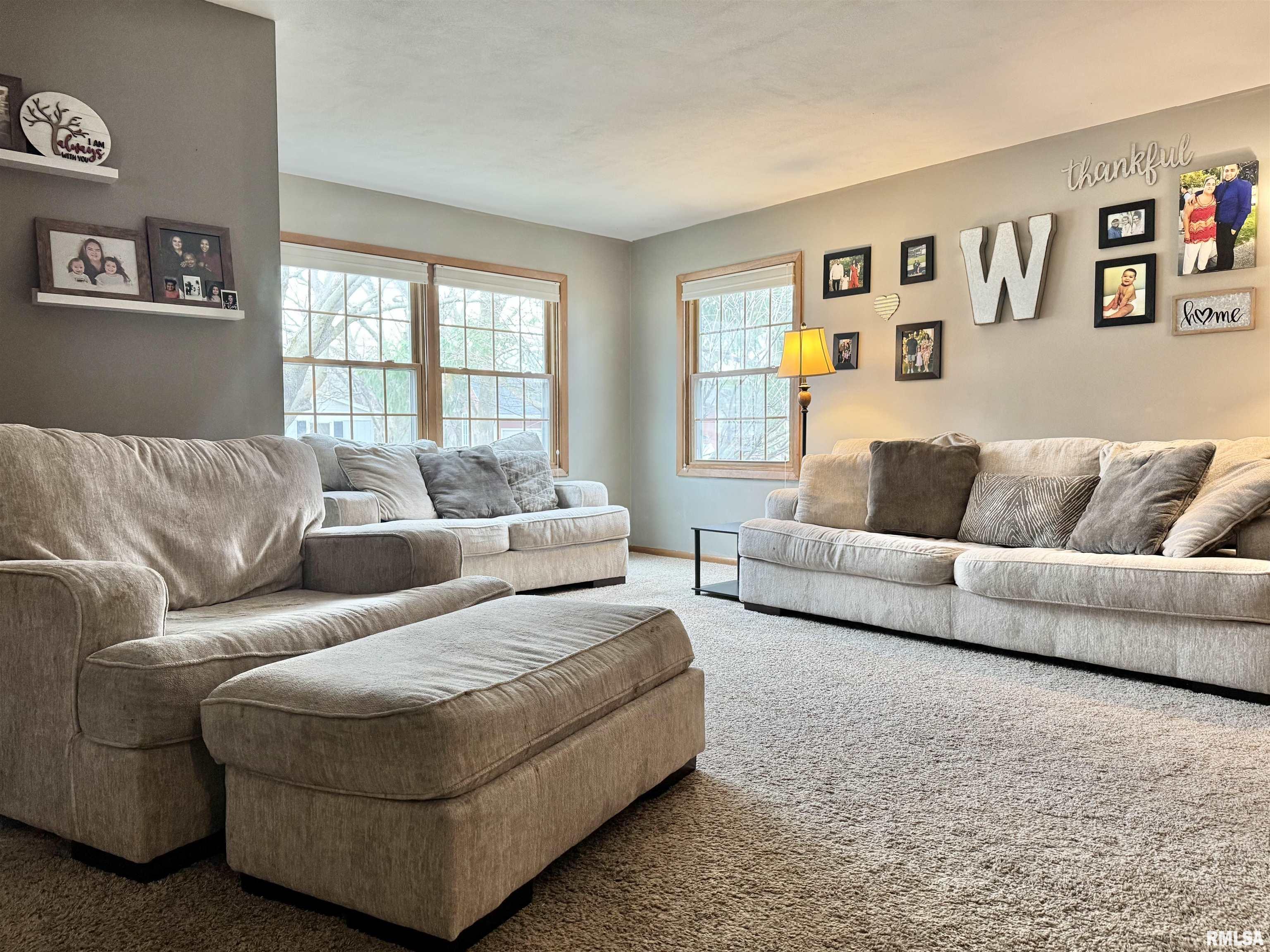2627 44th Street Court Property Photo 4