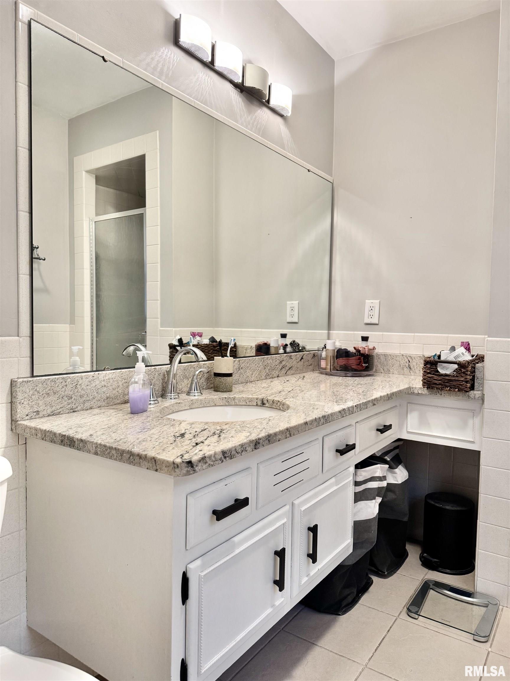 2627 44th Street Court Property Photo 16