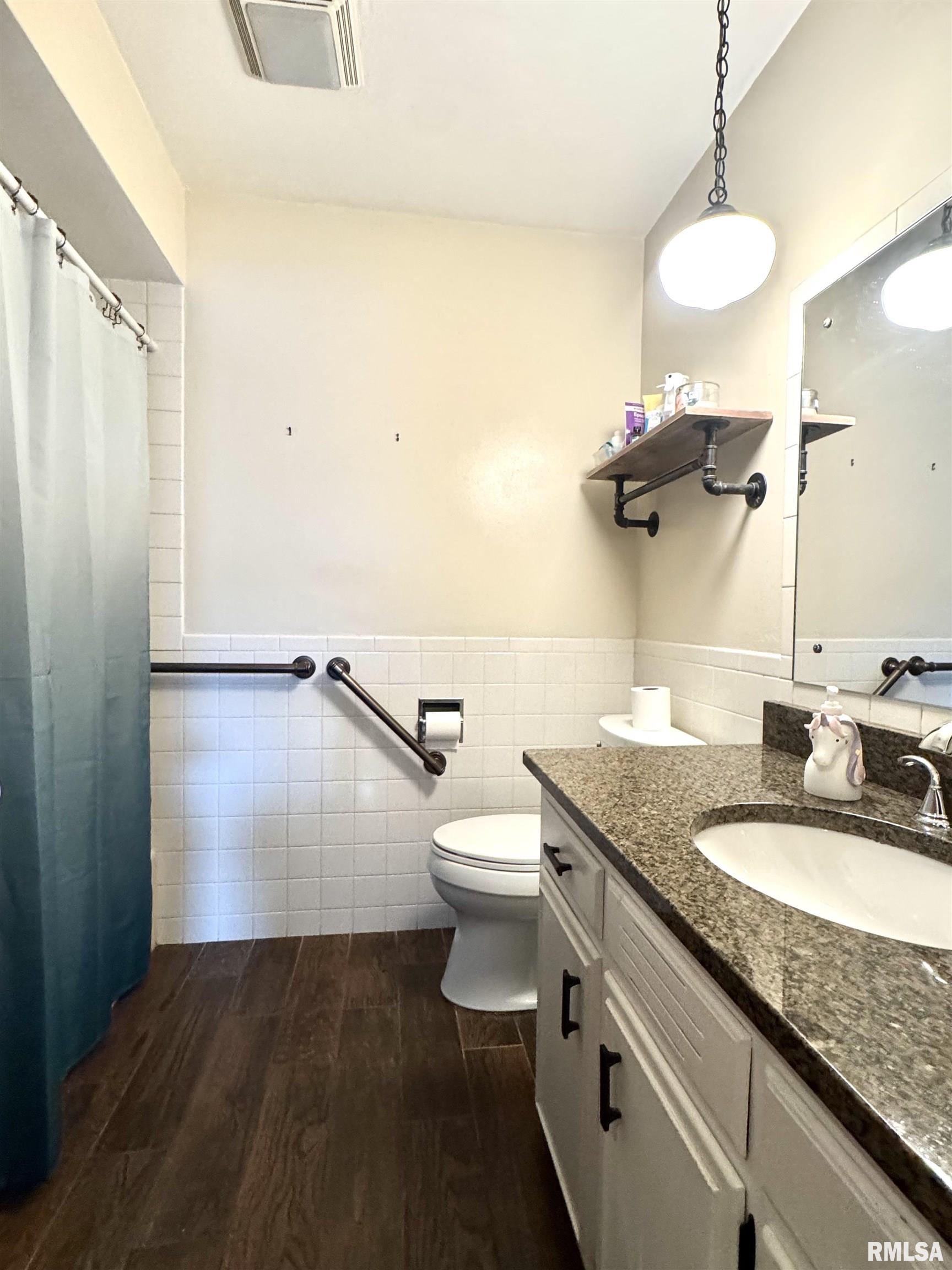2627 44th Street Court Property Photo 18
