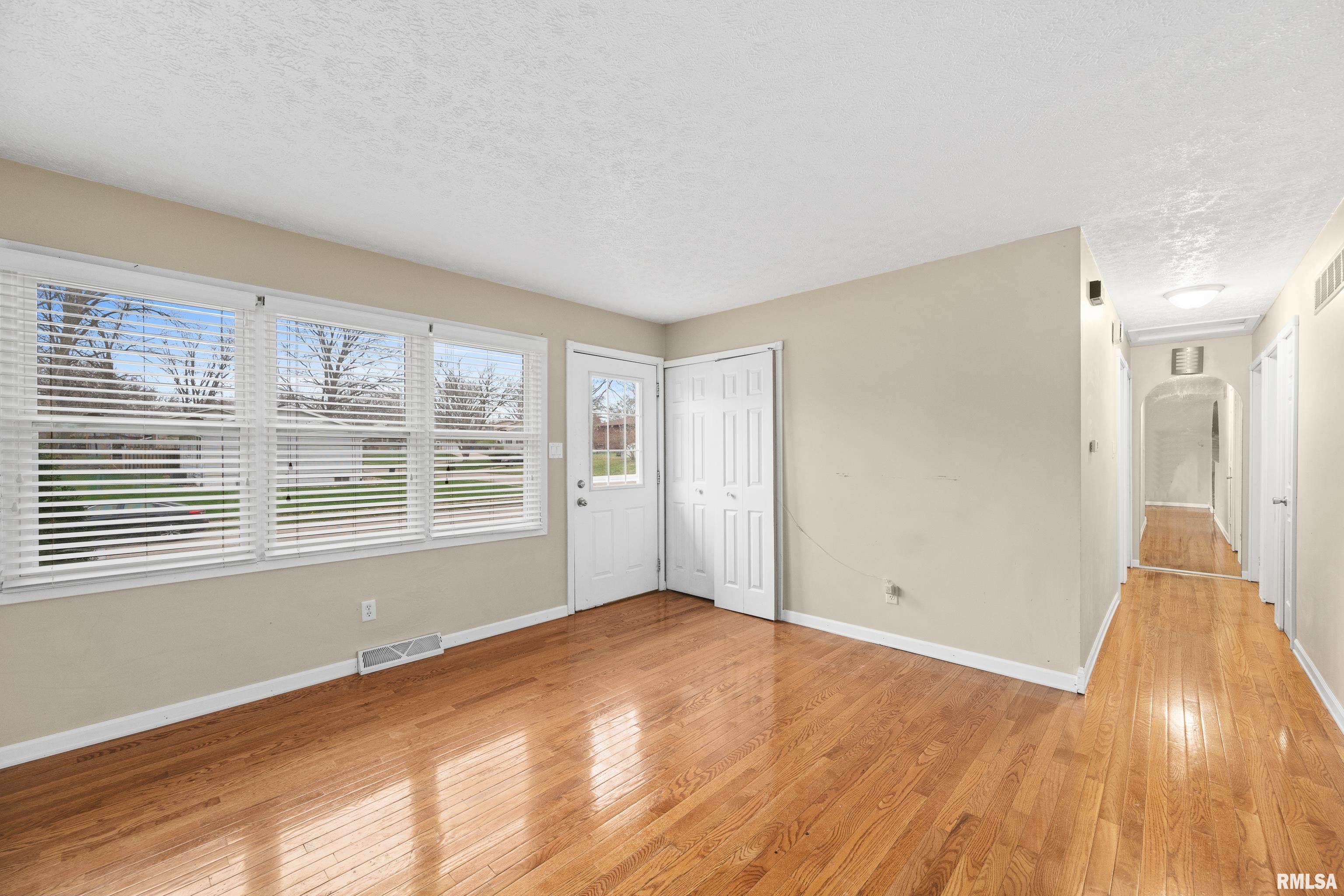 1005 Monticello Drive Property Photo 4