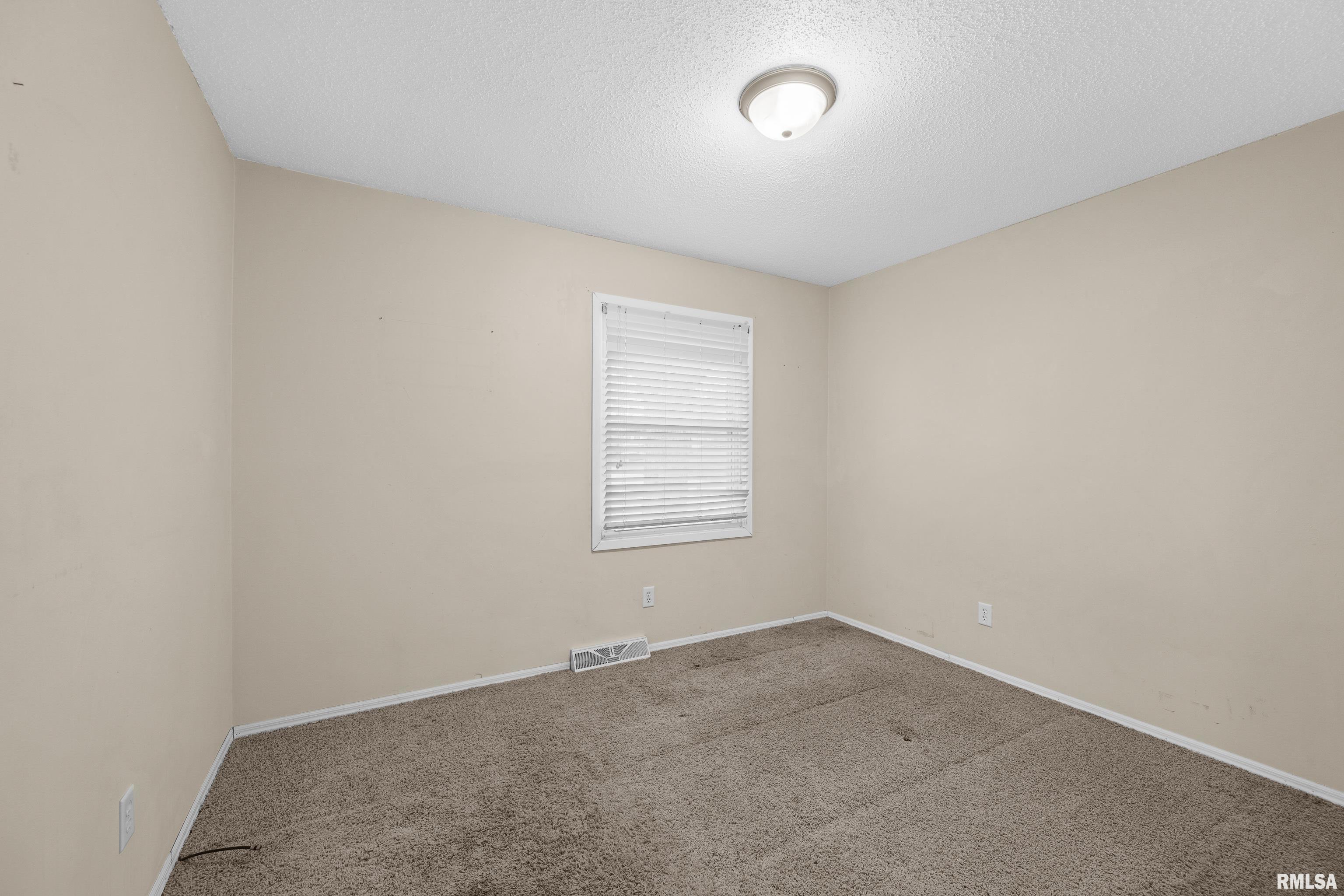 1005 Monticello Drive Property Photo 9