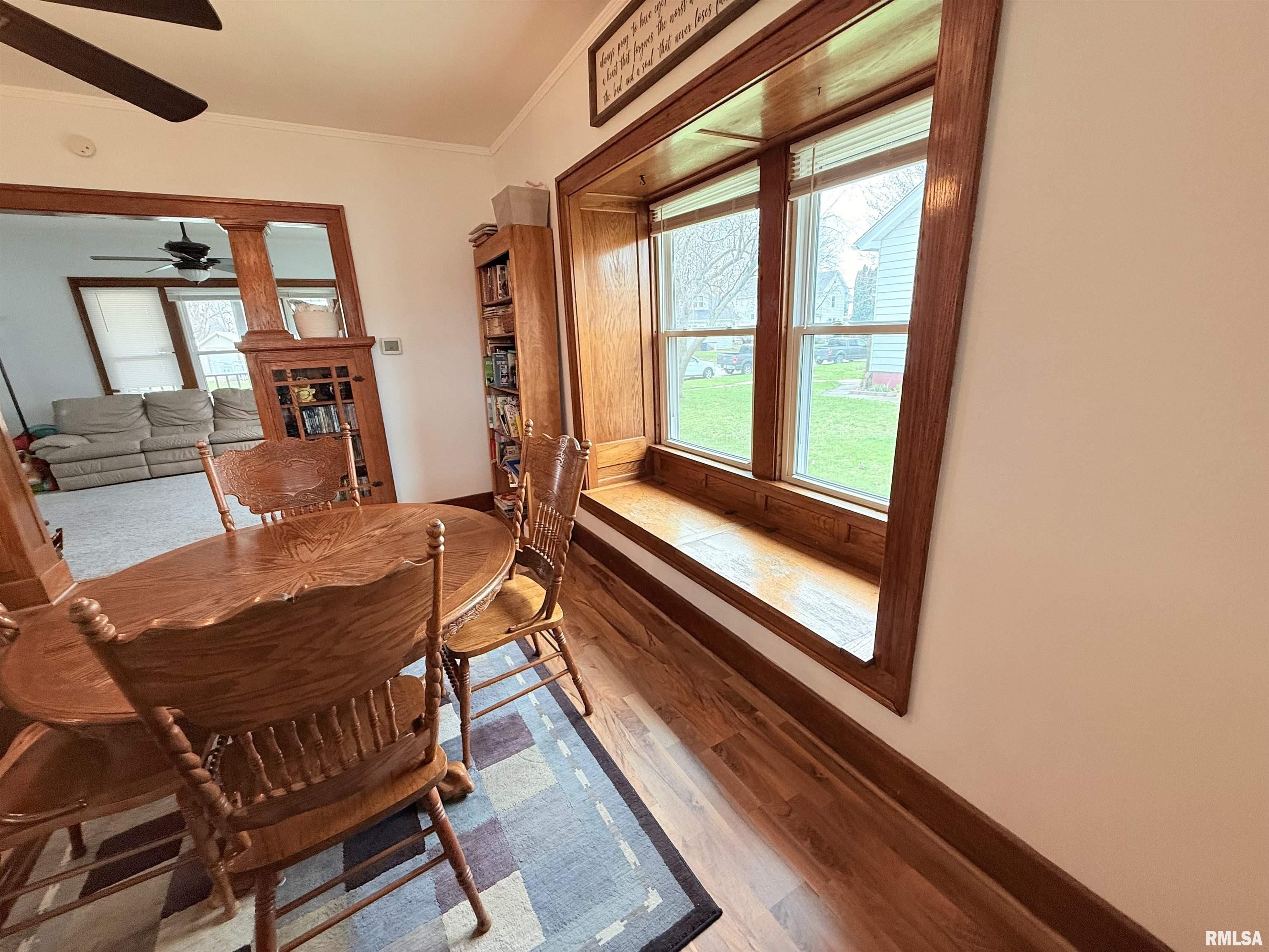 112 W Washington Street Property Photo 21