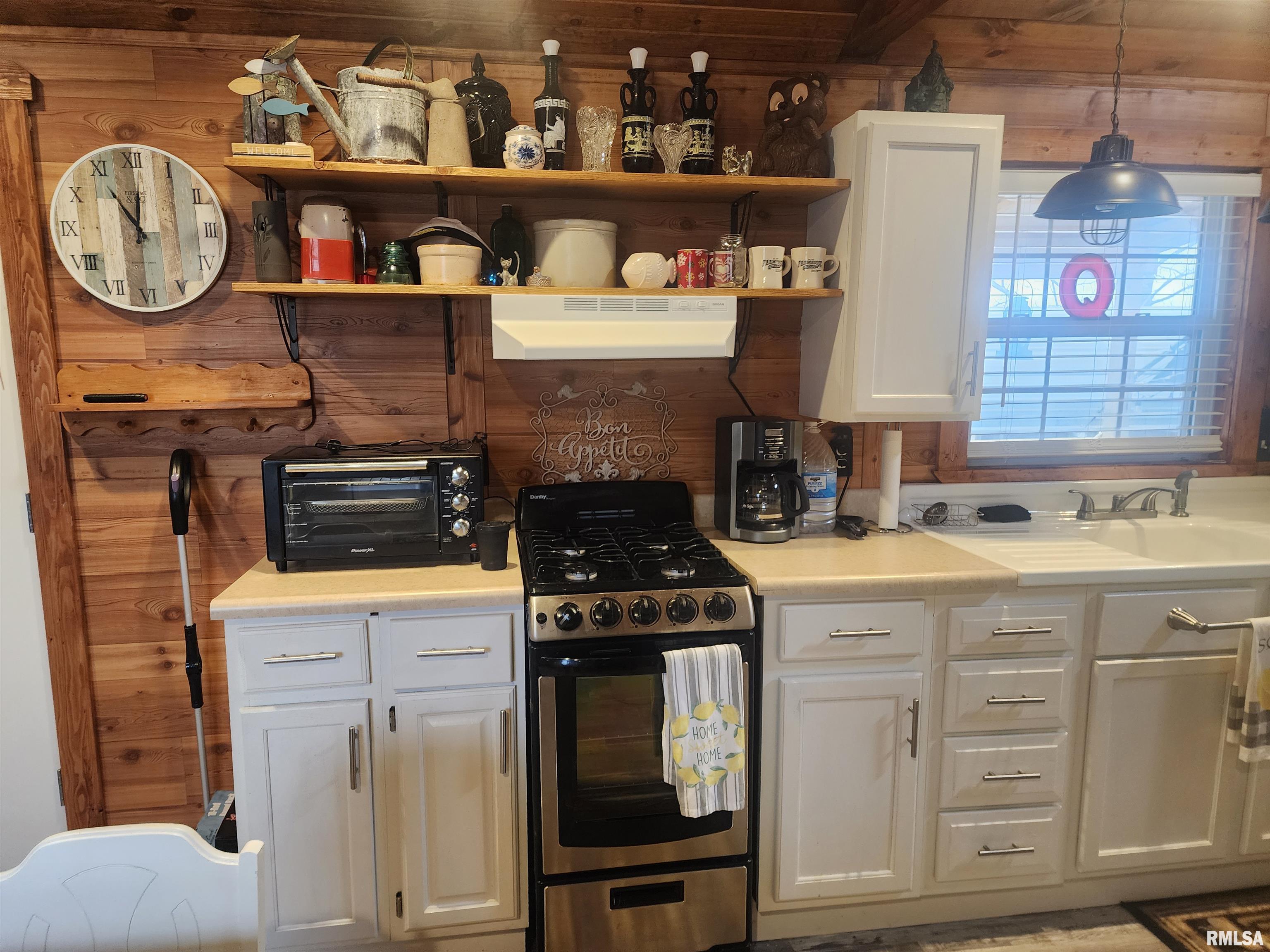 10 Womack Road Property Photo 19