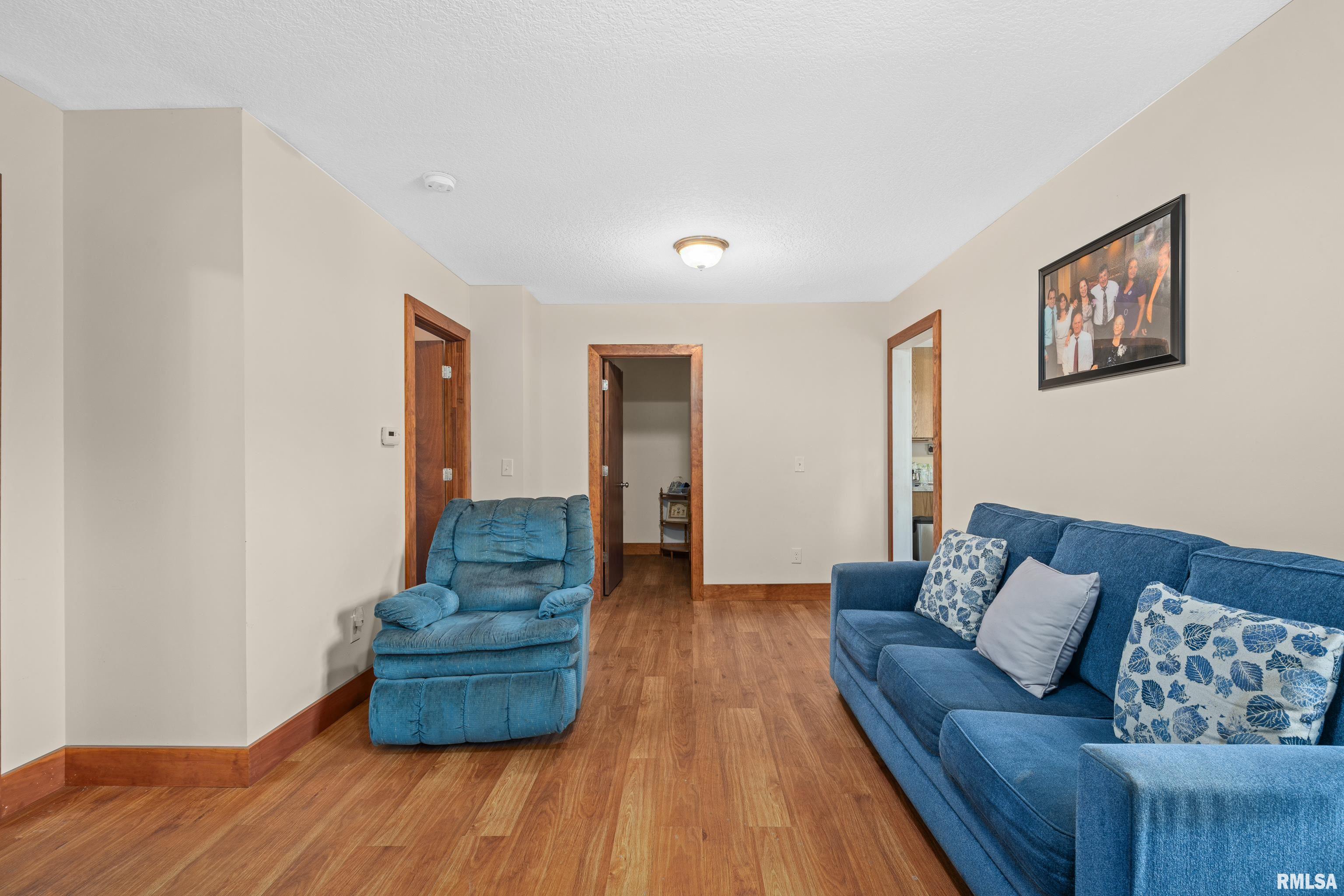 414 8th Street Property Photo 4