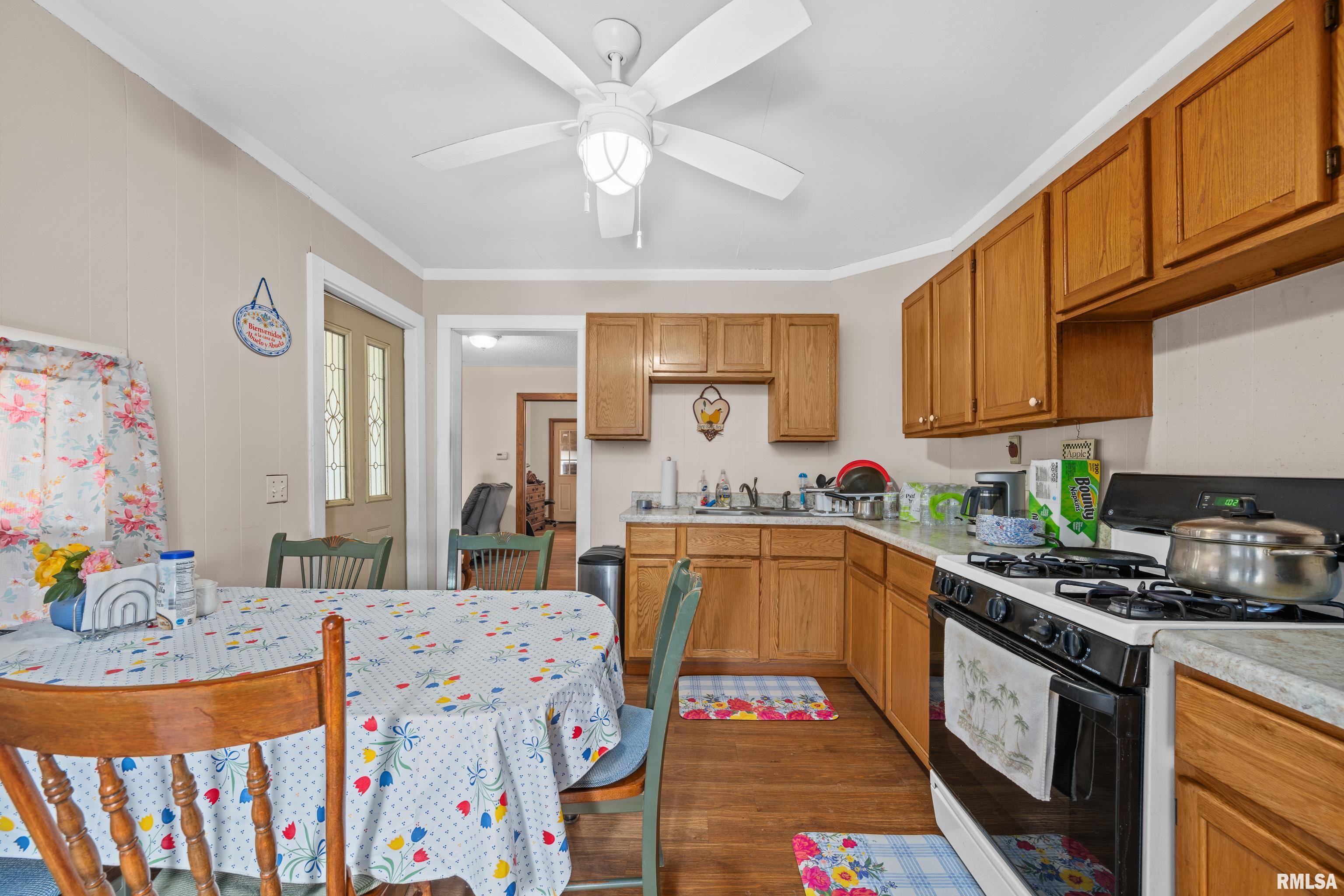 414 8th Street Property Photo 6