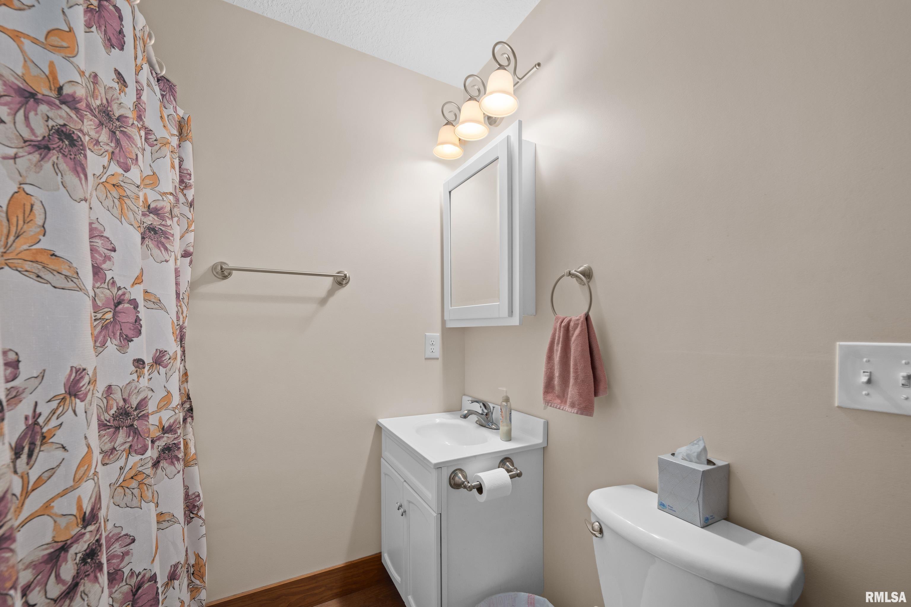 414 8th Street Property Photo 9