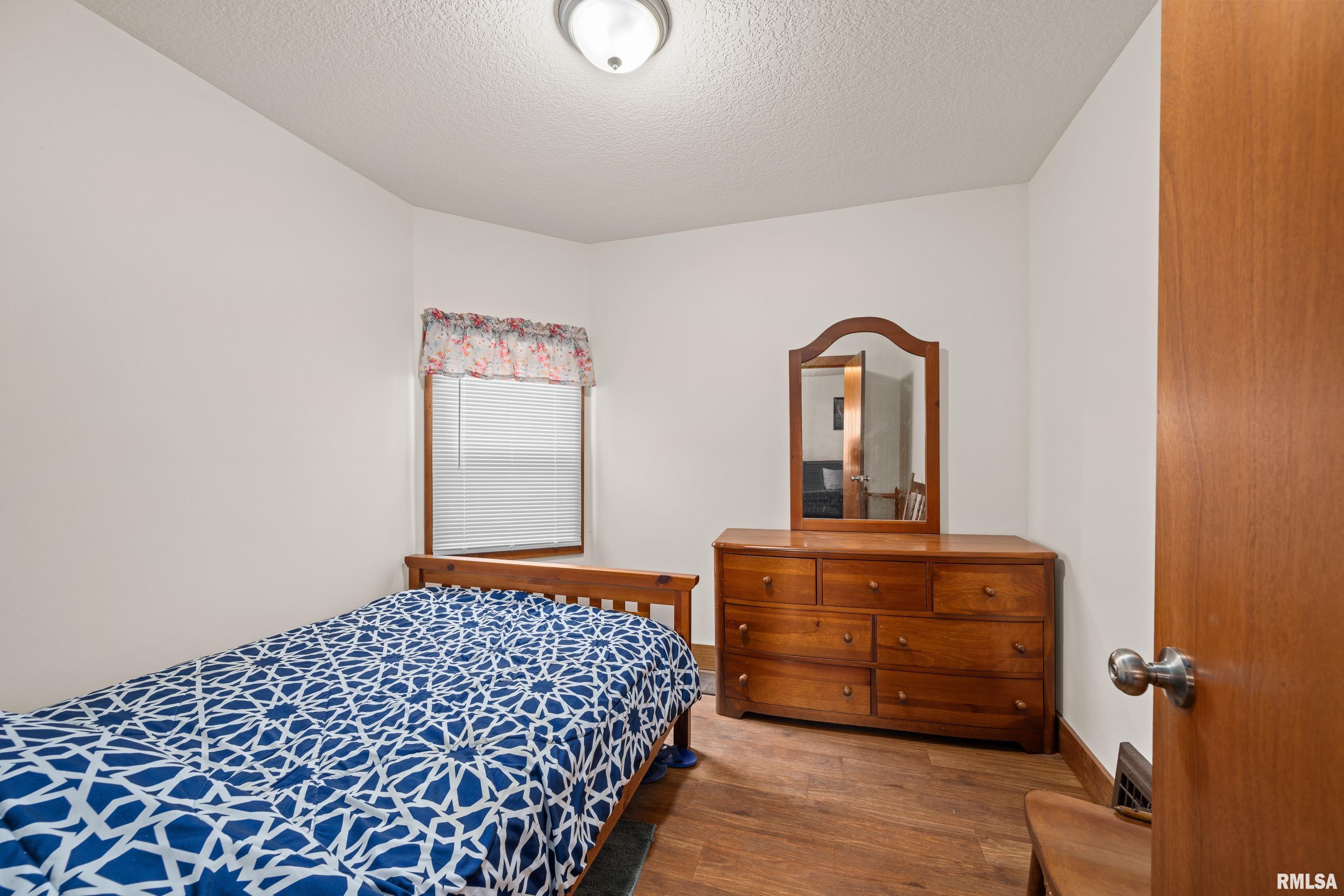 414 8th Street Property Photo 10
