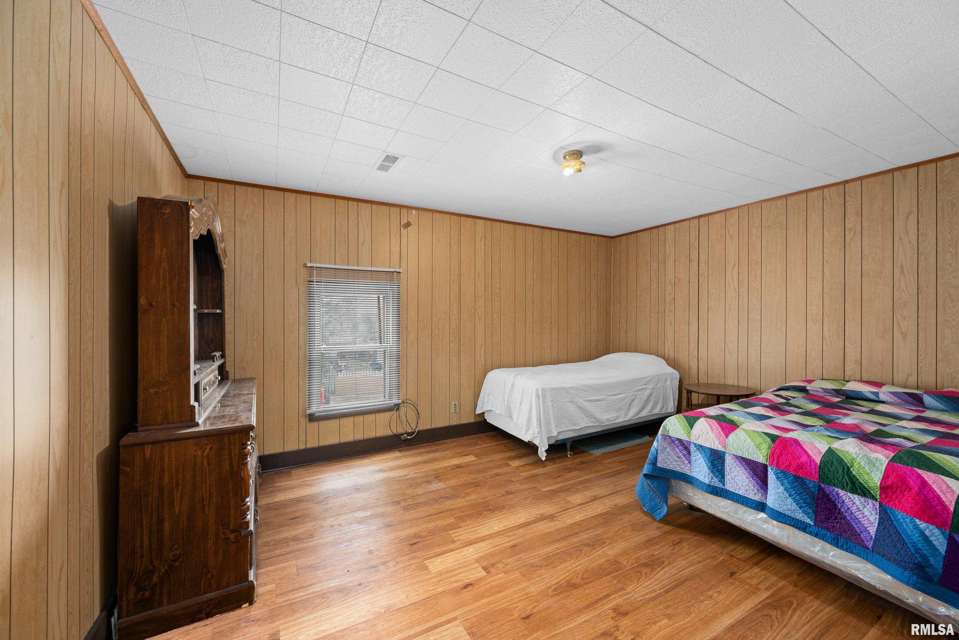 414 8th Street Property Photo 17