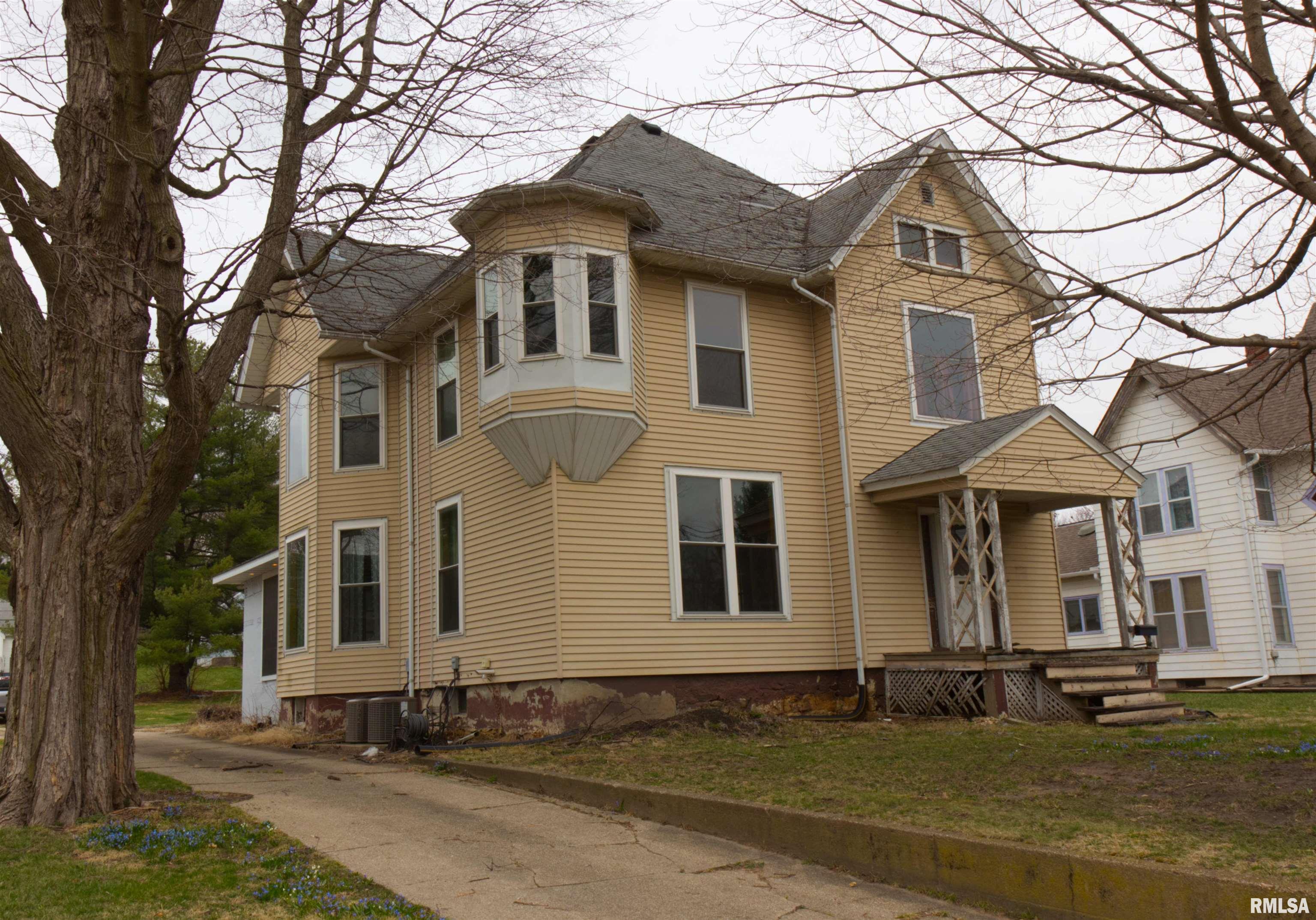 506 E Lincolnway Road Property Photo 1