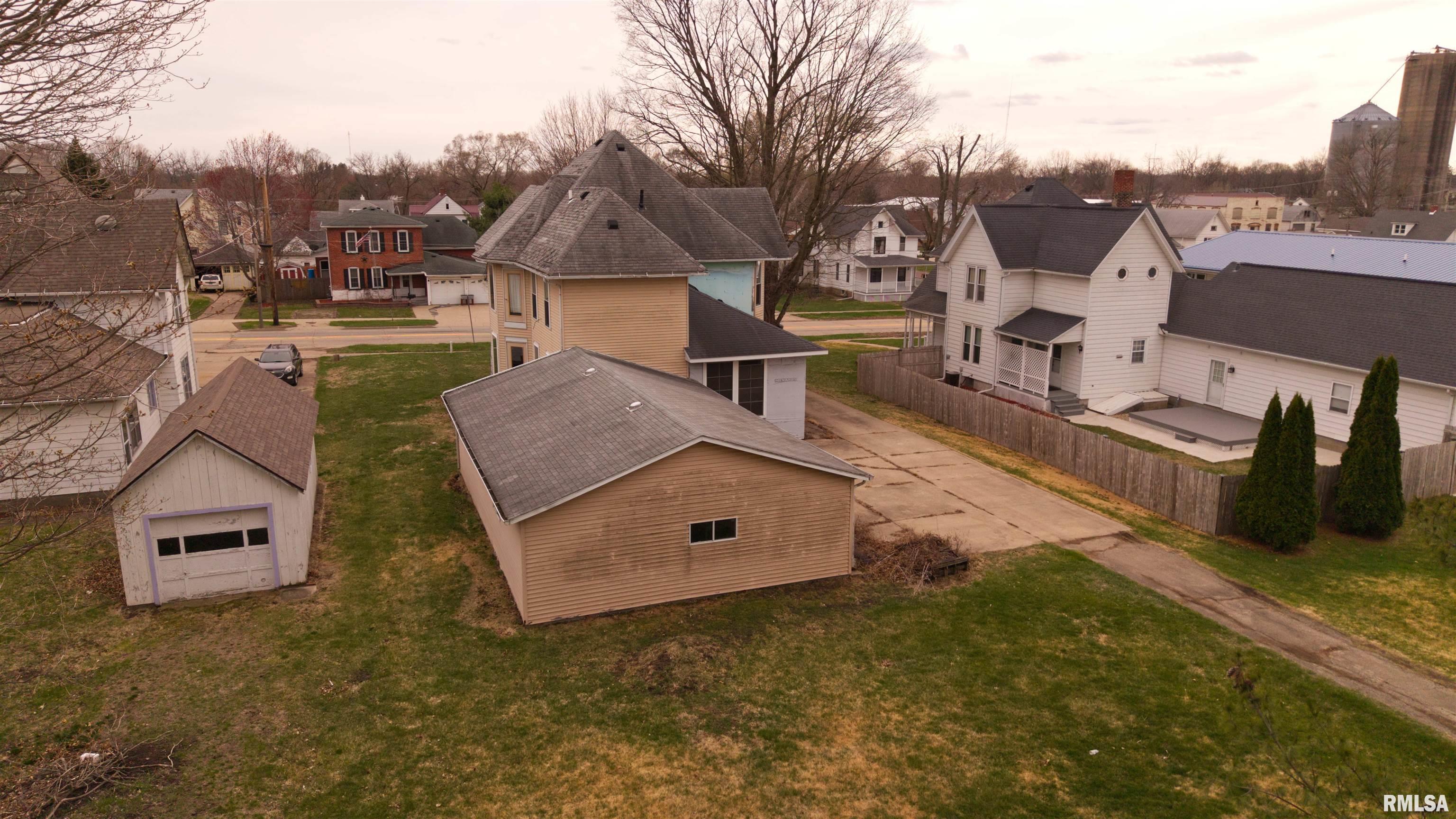 506 E Lincolnway Road Property Photo 3