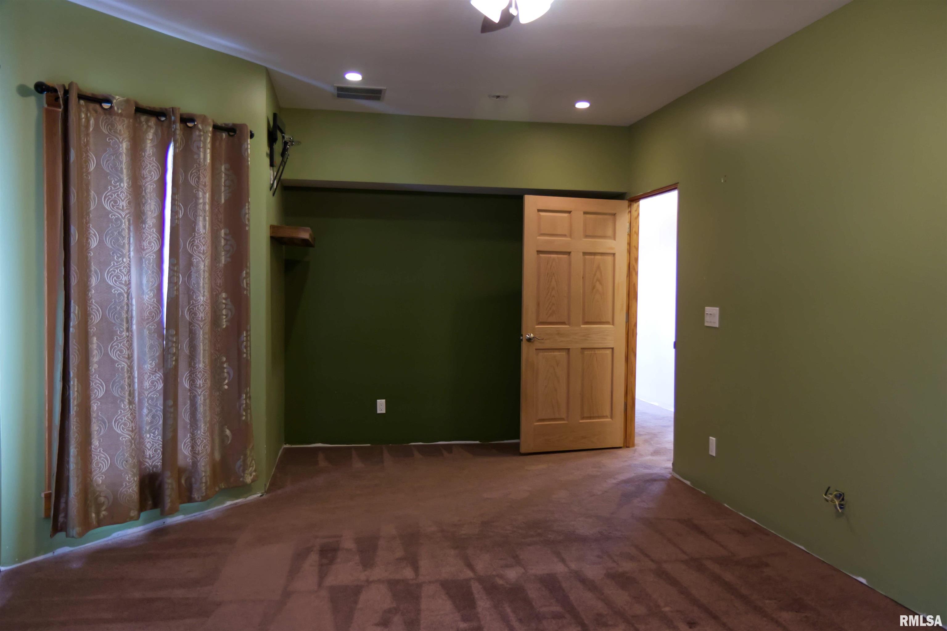 506 E Lincolnway Road Property Photo 11