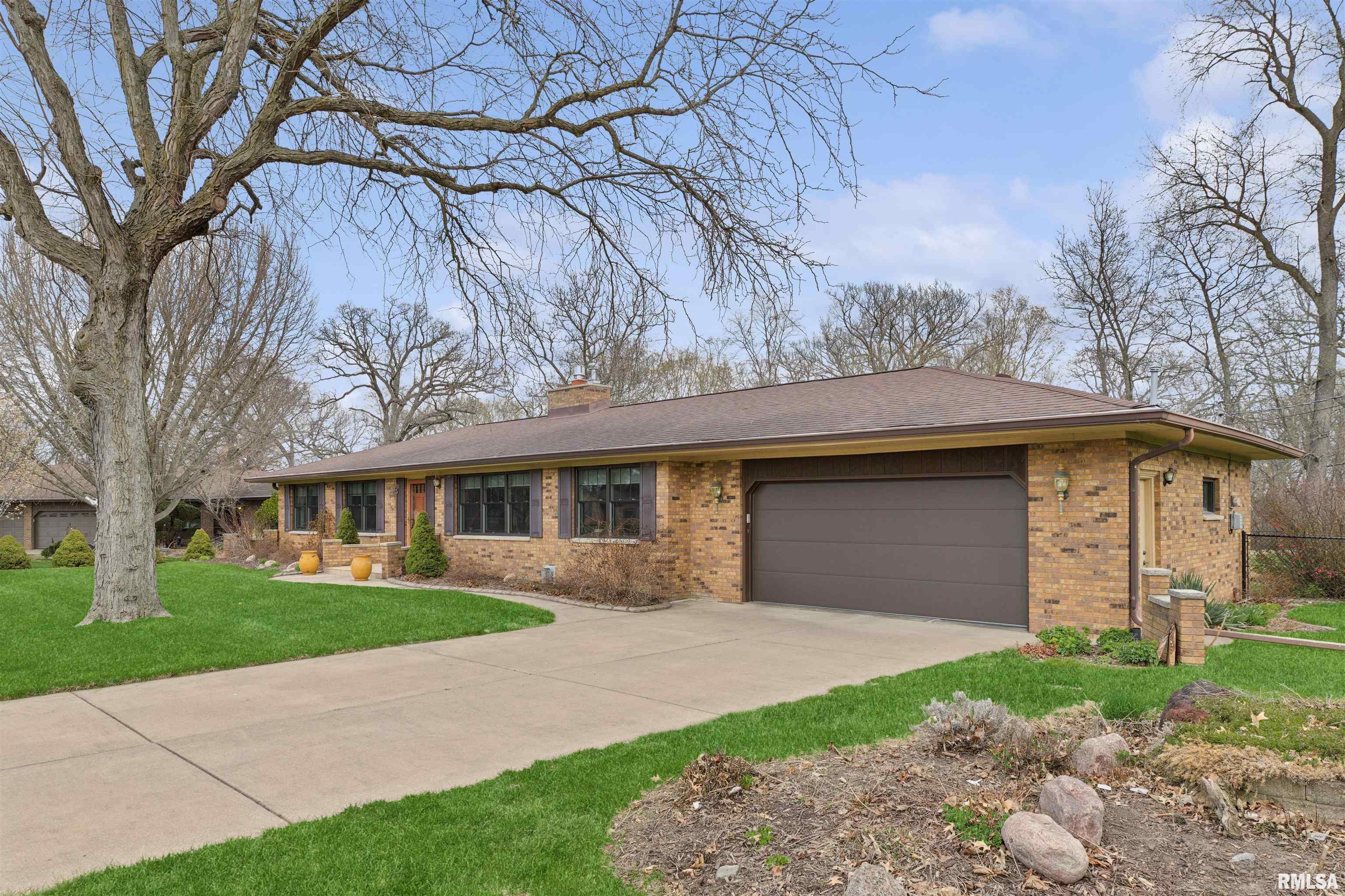 10711 50th Street Property Photo 2