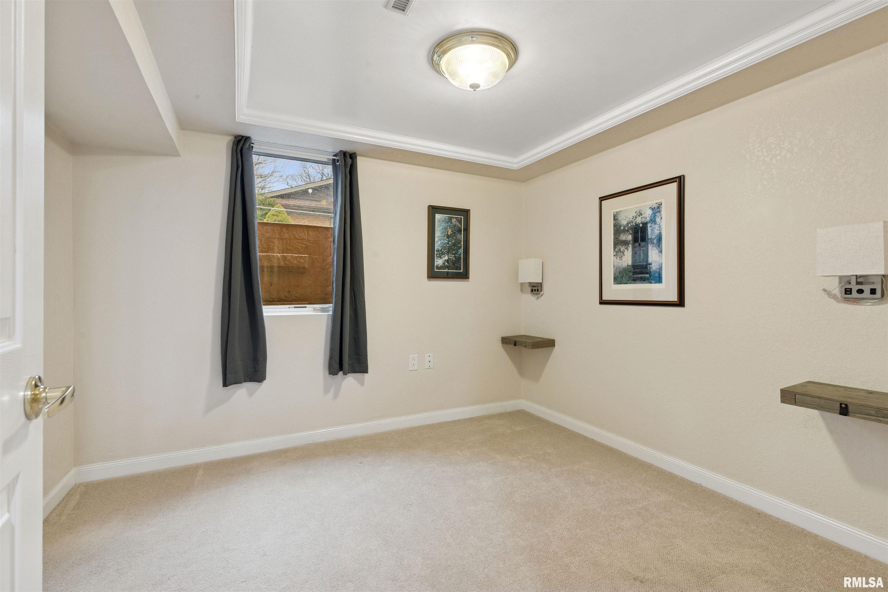 10711 50th Street Property Photo 27