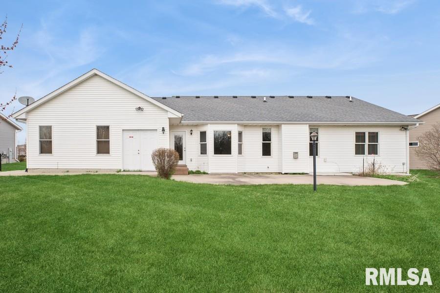 5823 Shawnee Drive Property Photo 5