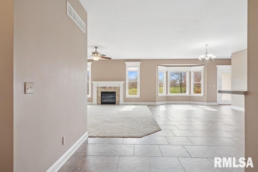 5823 Shawnee Drive Property Photo 8