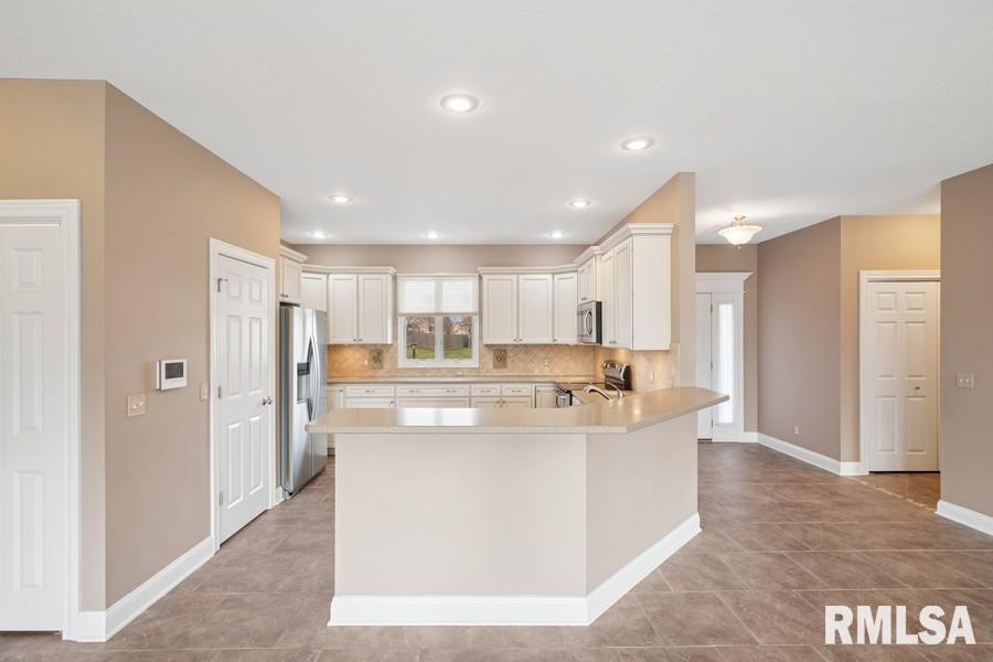 5823 Shawnee Drive Property Photo 15