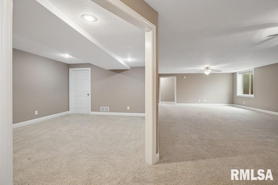 5823 Shawnee Drive Property Photo 35