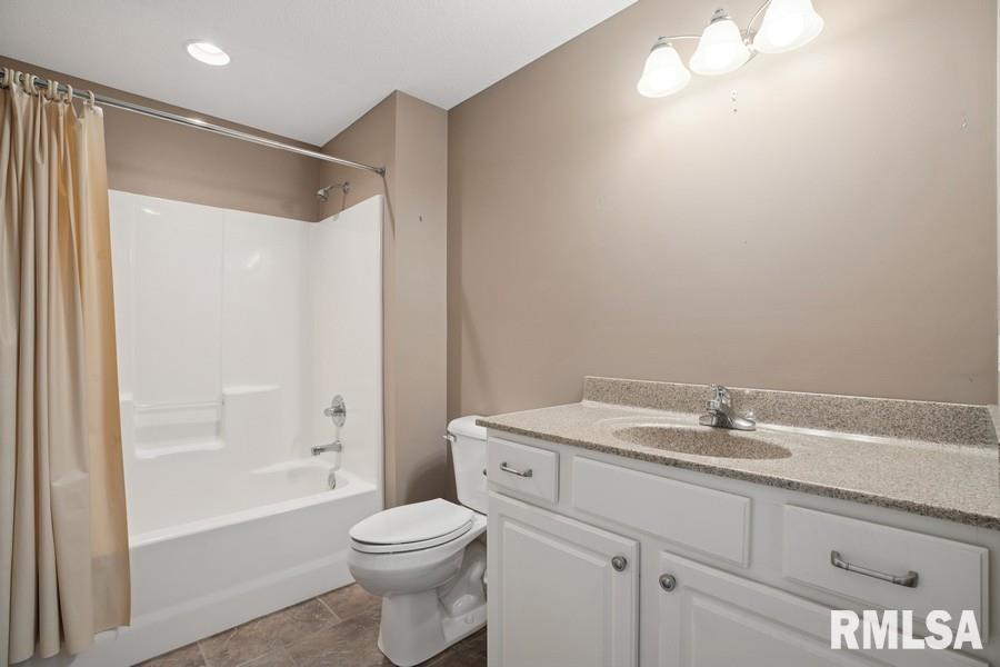 5823 Shawnee Drive Property Photo 37
