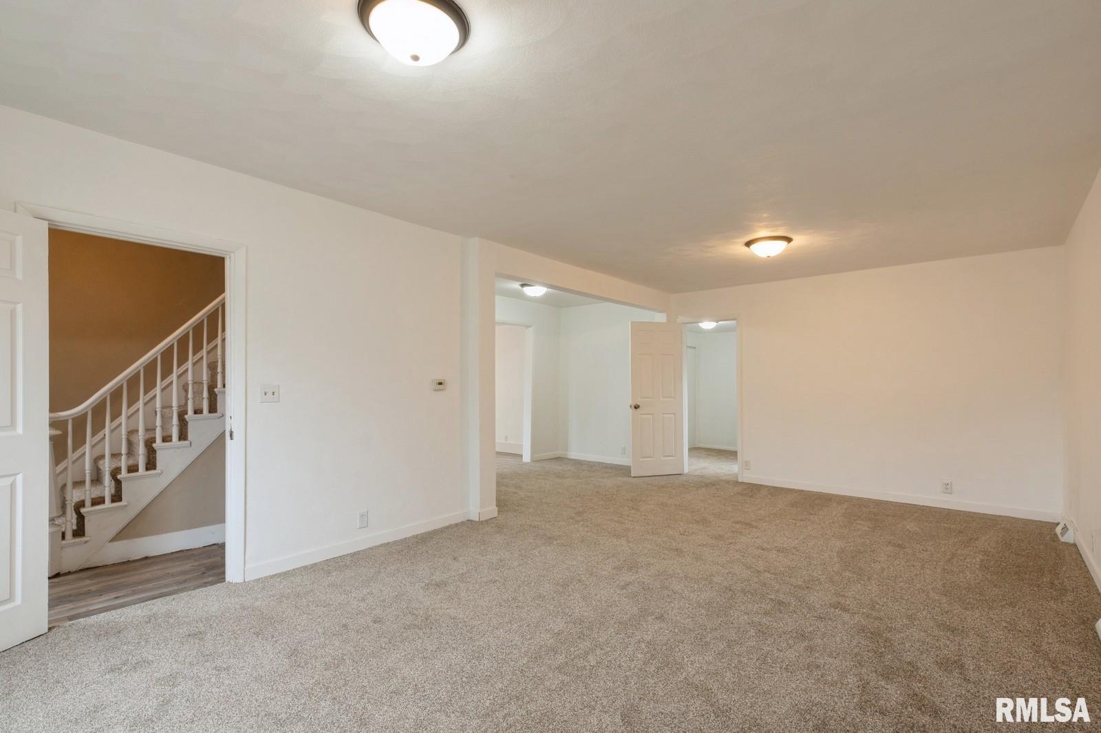 315 6th Avenue Property Photo 10