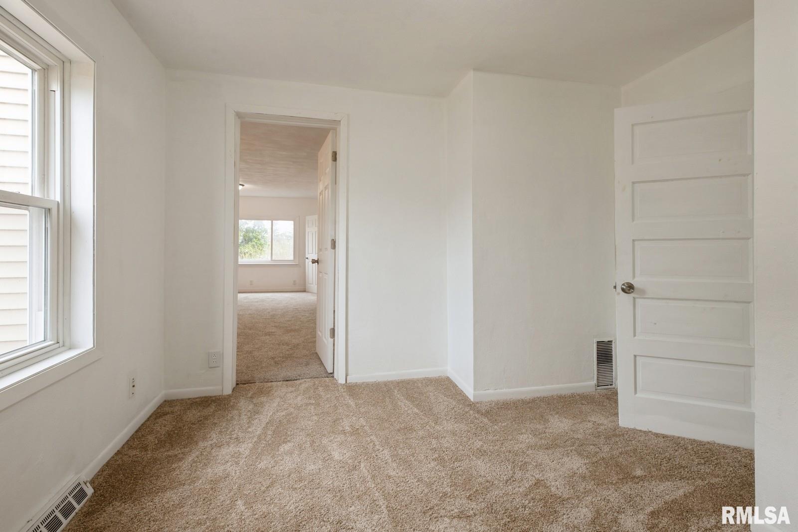 315 6th Avenue Property Photo 24