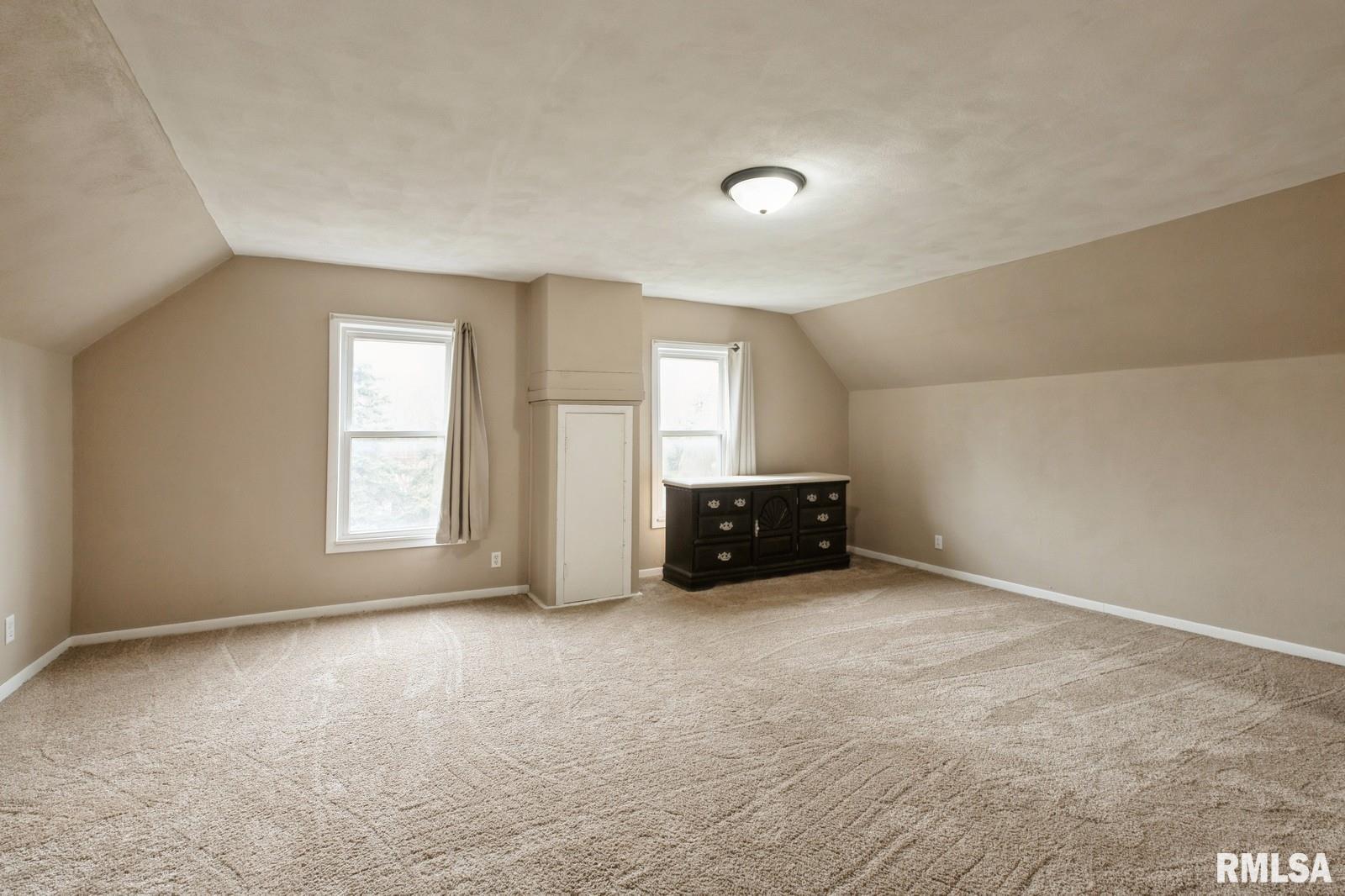 315 6th Avenue Property Photo 26