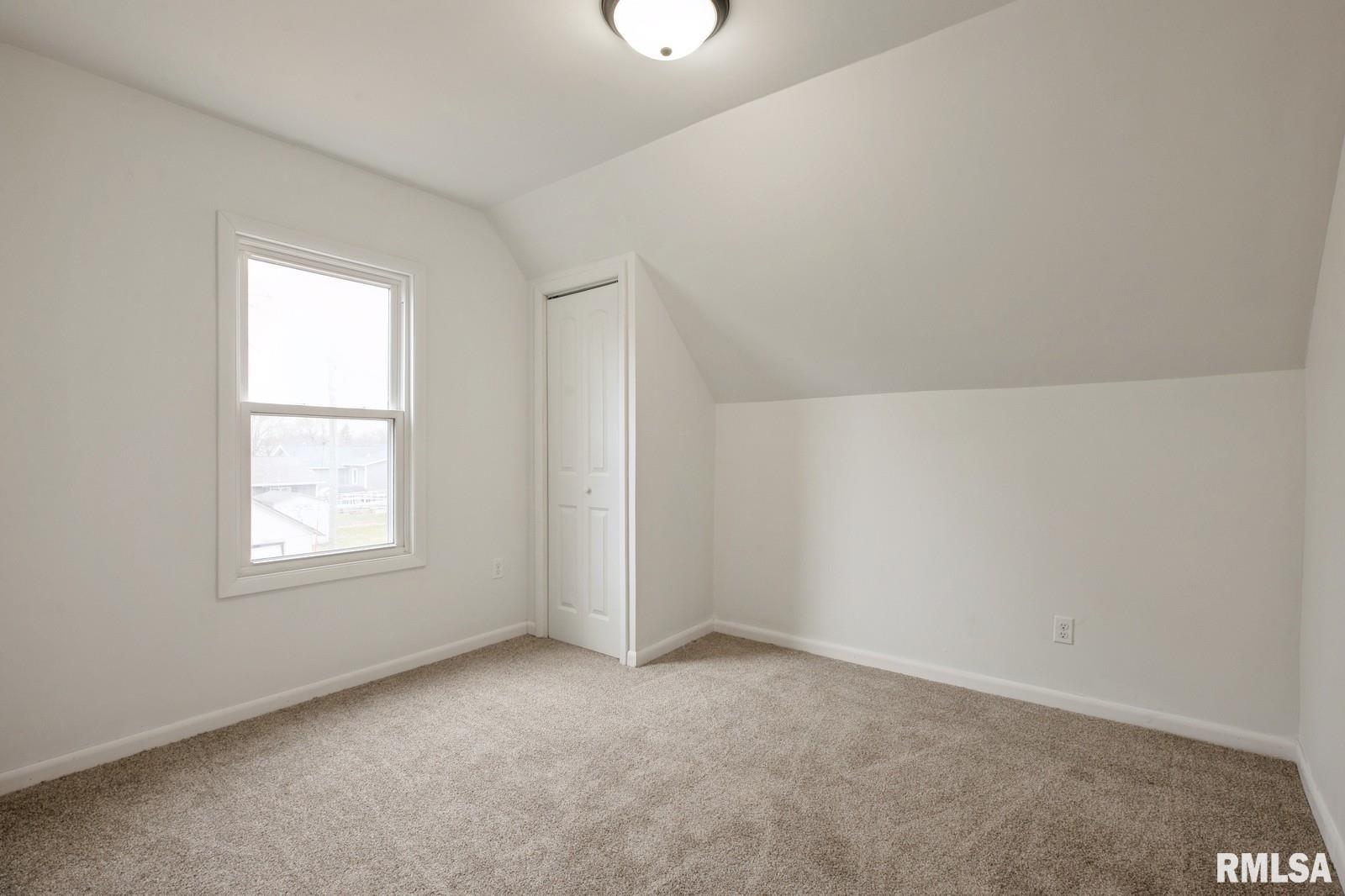 315 6th Avenue Property Photo 28