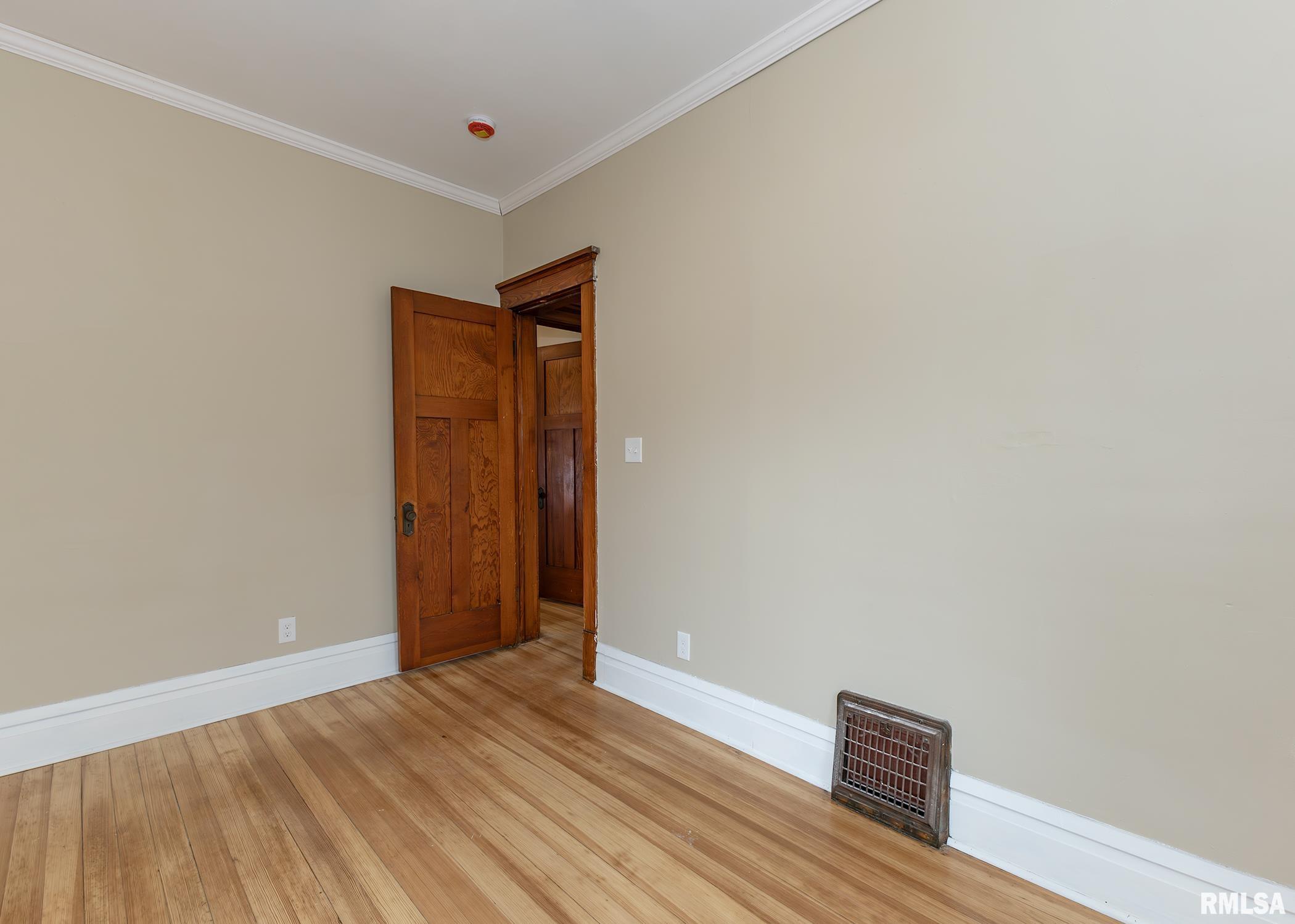 802 Park Place Property Photo 17
