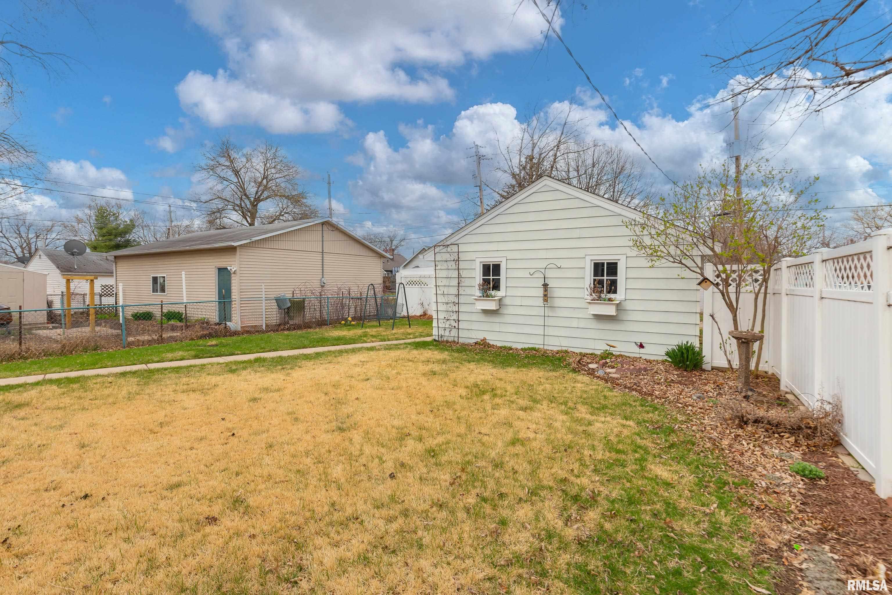 2321 31st Street A Property Photo 33