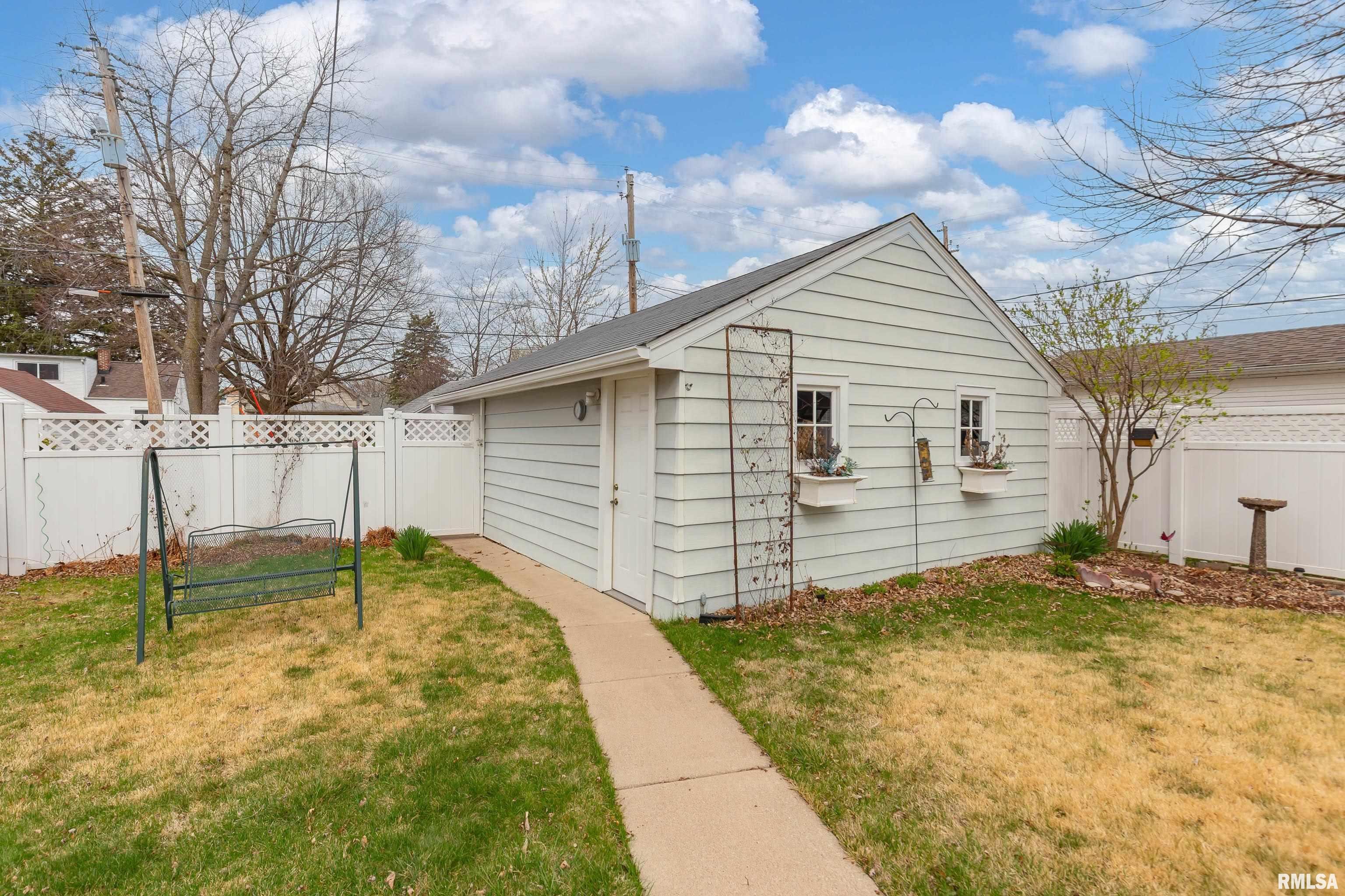 2321 31st Street A Property Photo 34