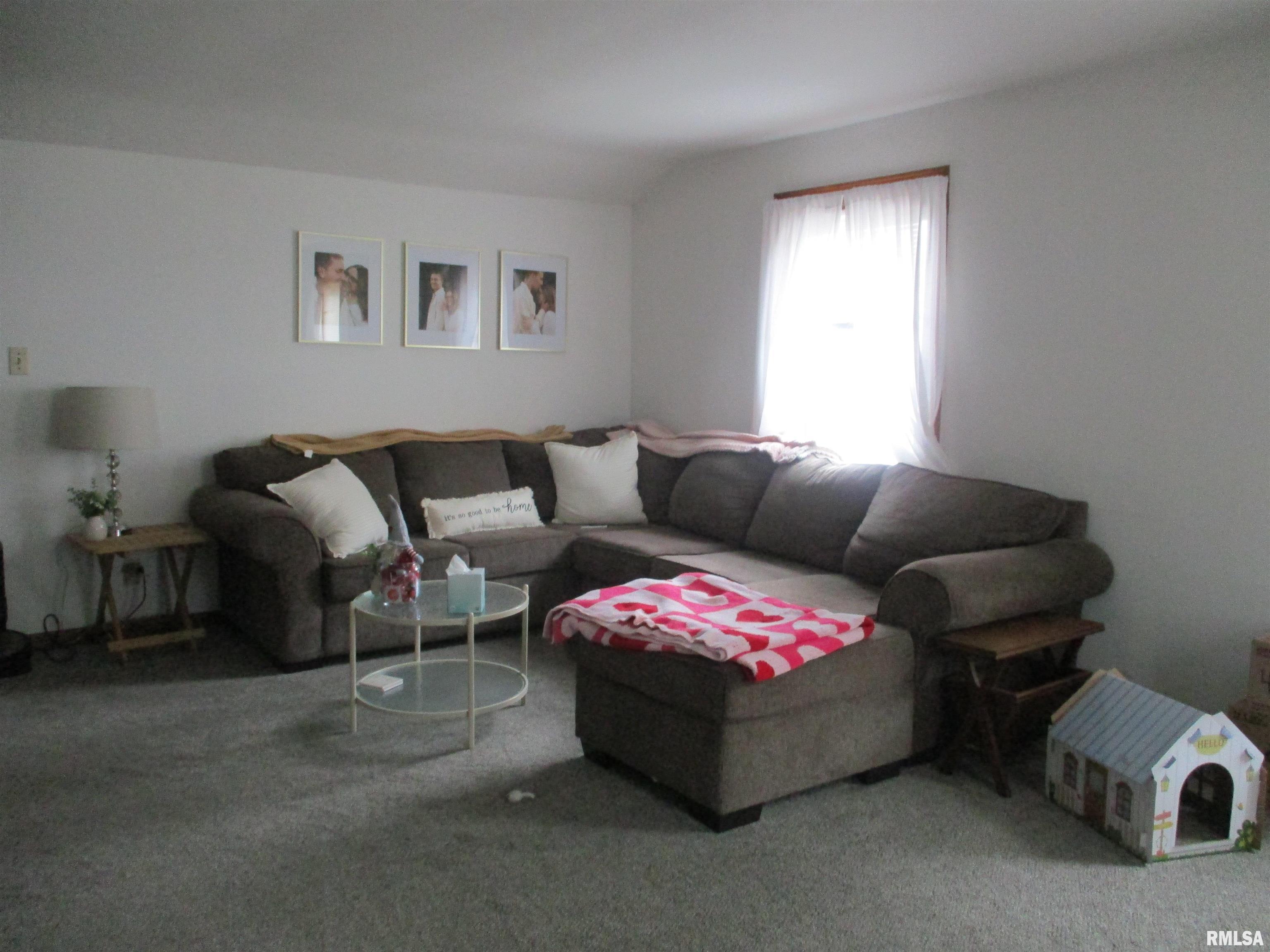 530 Island Avenue Property Photo 3