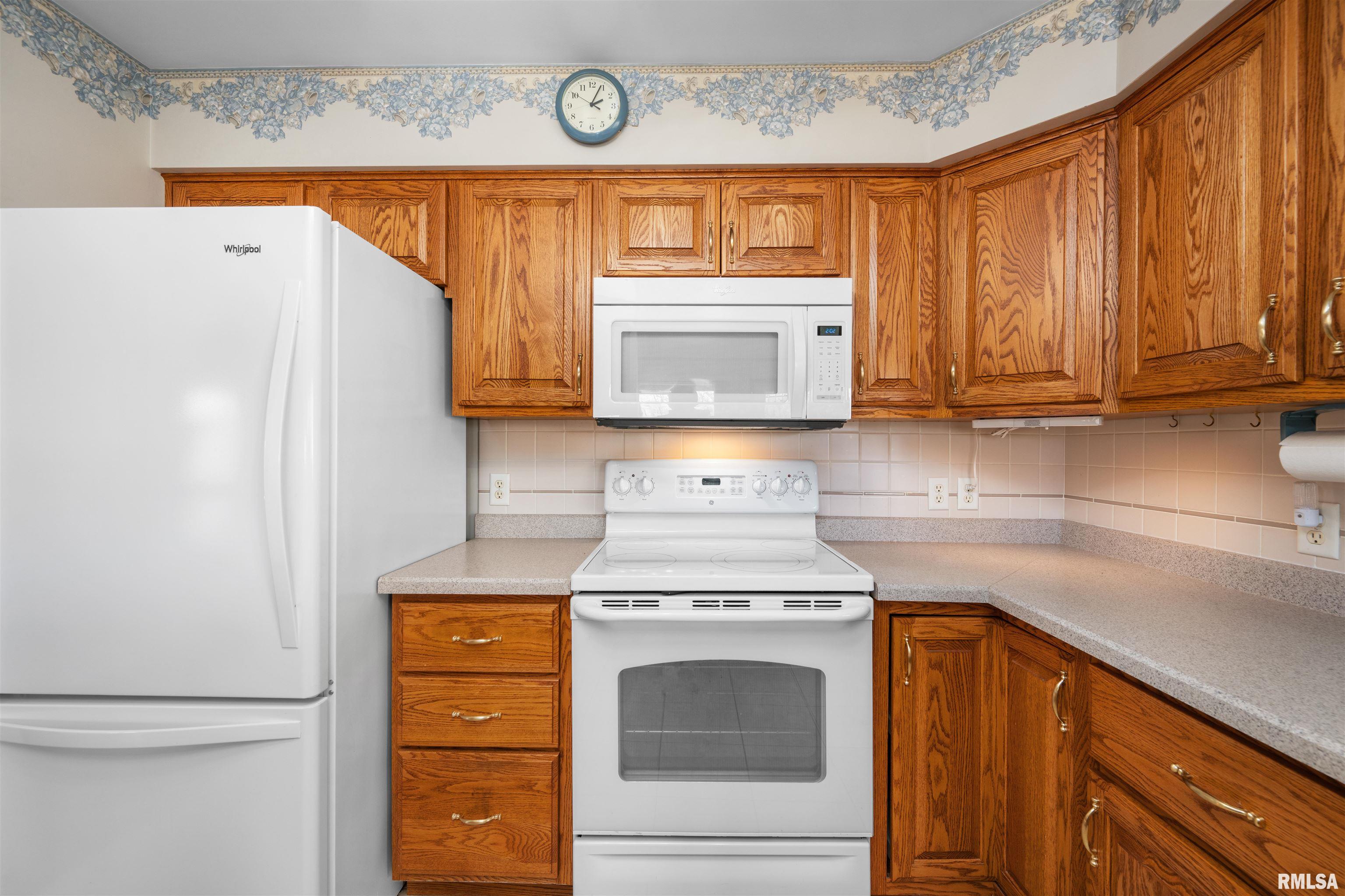 11616 W 81st Street Property Photo 11
