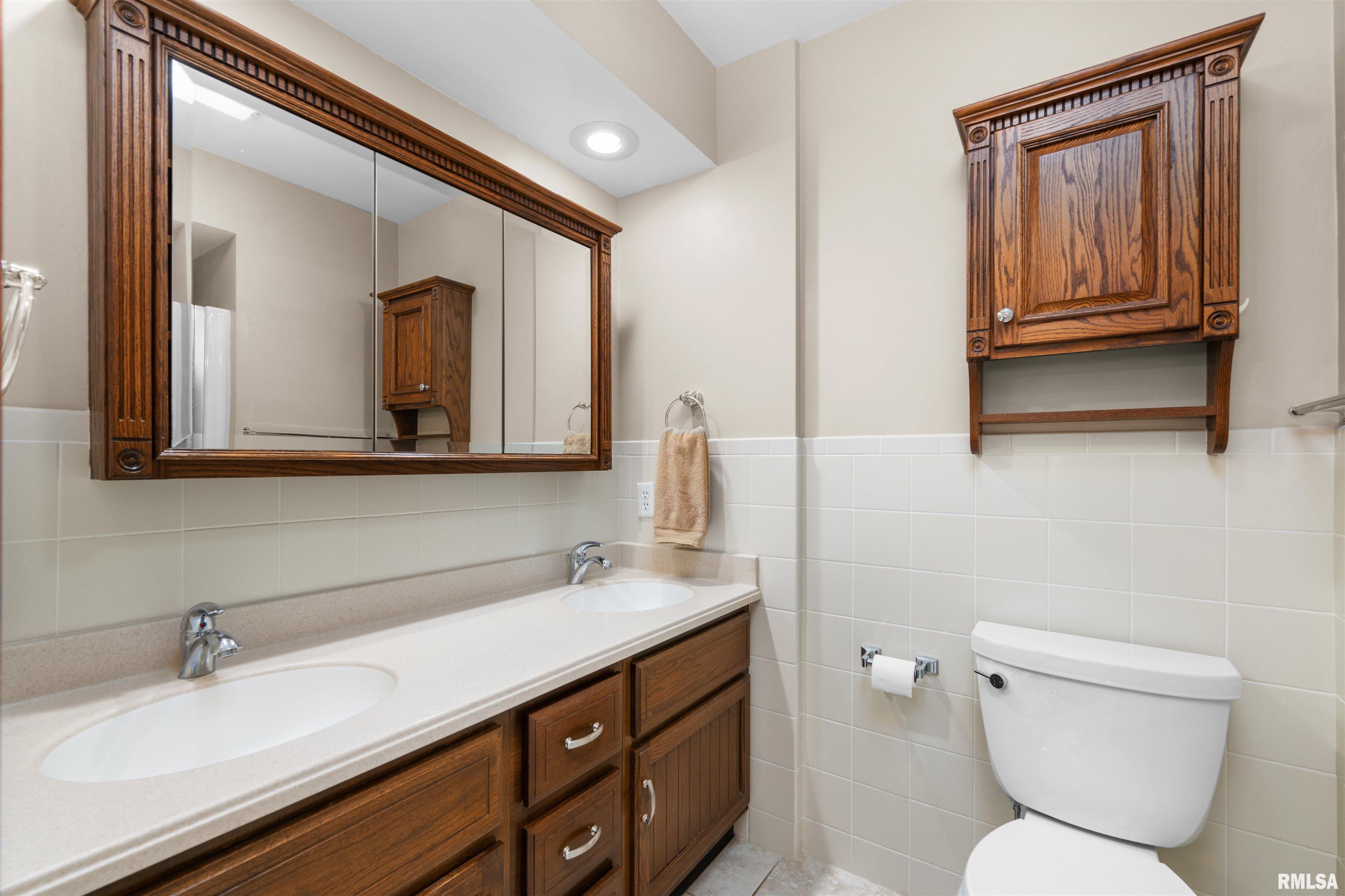 11616 W 81st Street Property Photo 19