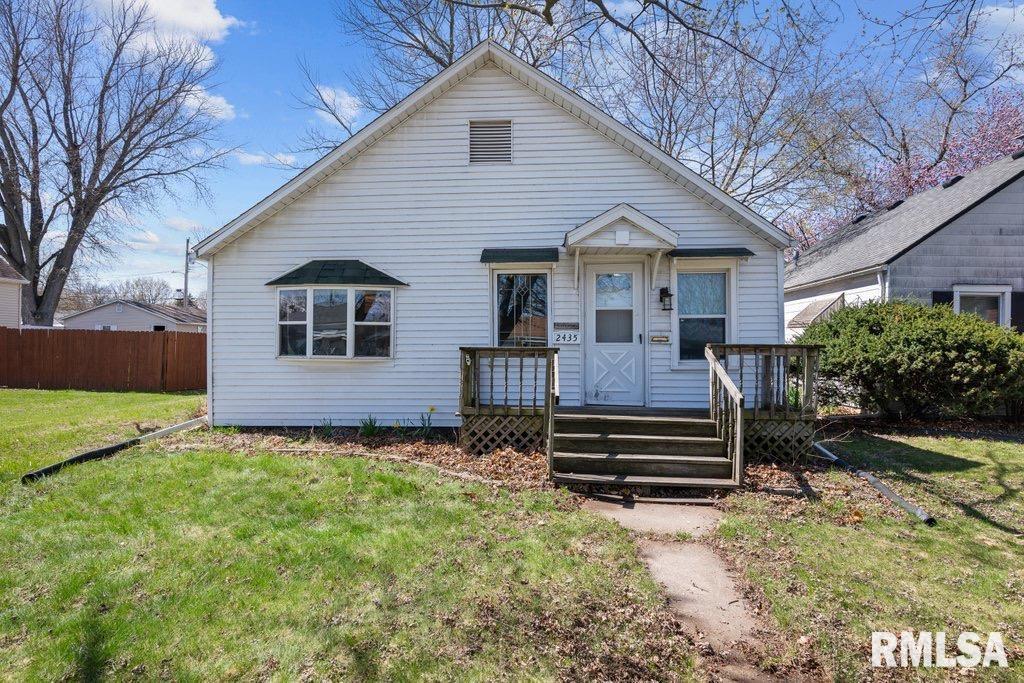 2435 33rd Street Property Photo 1