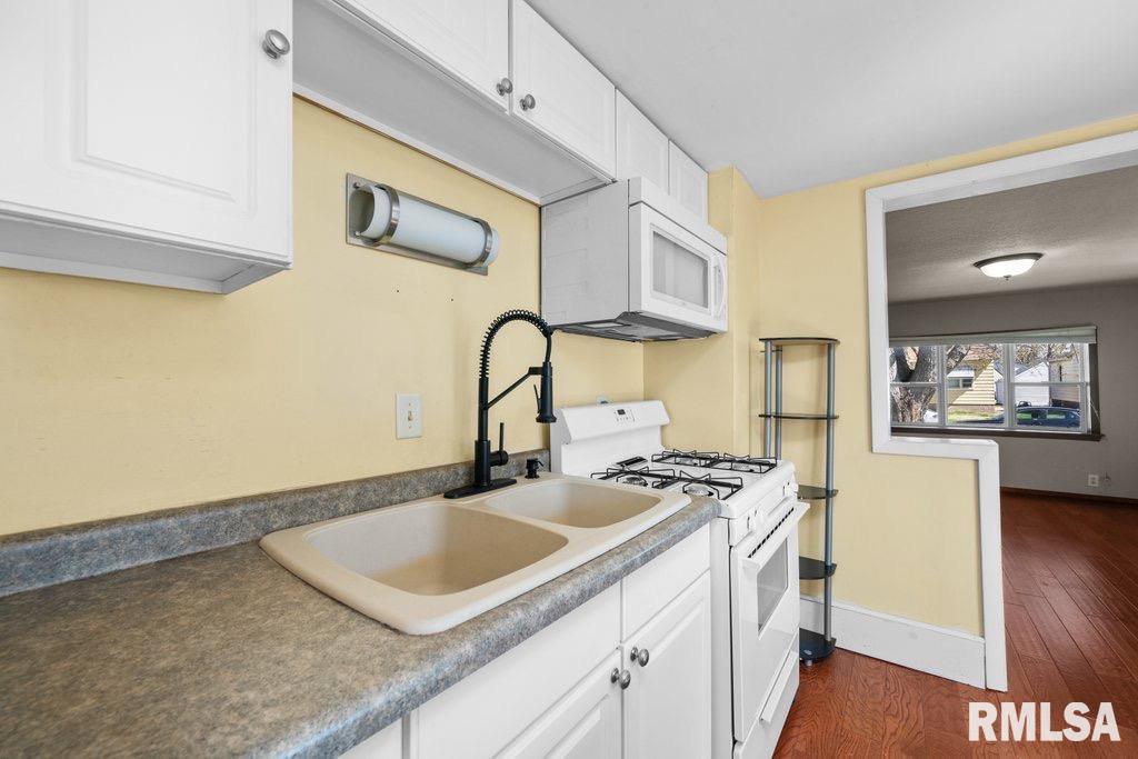 2435 33rd Street Property Photo 7