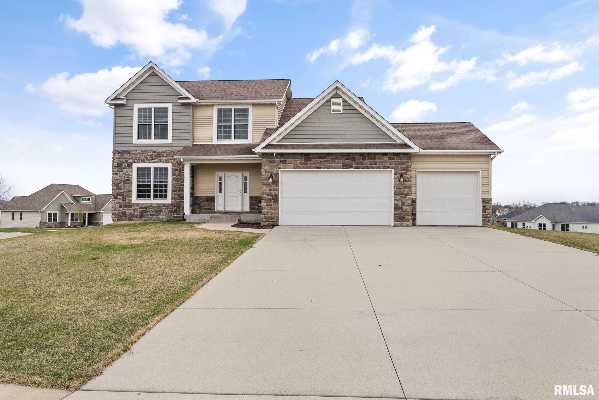 13 Blackstone Circle Property Photo 1
