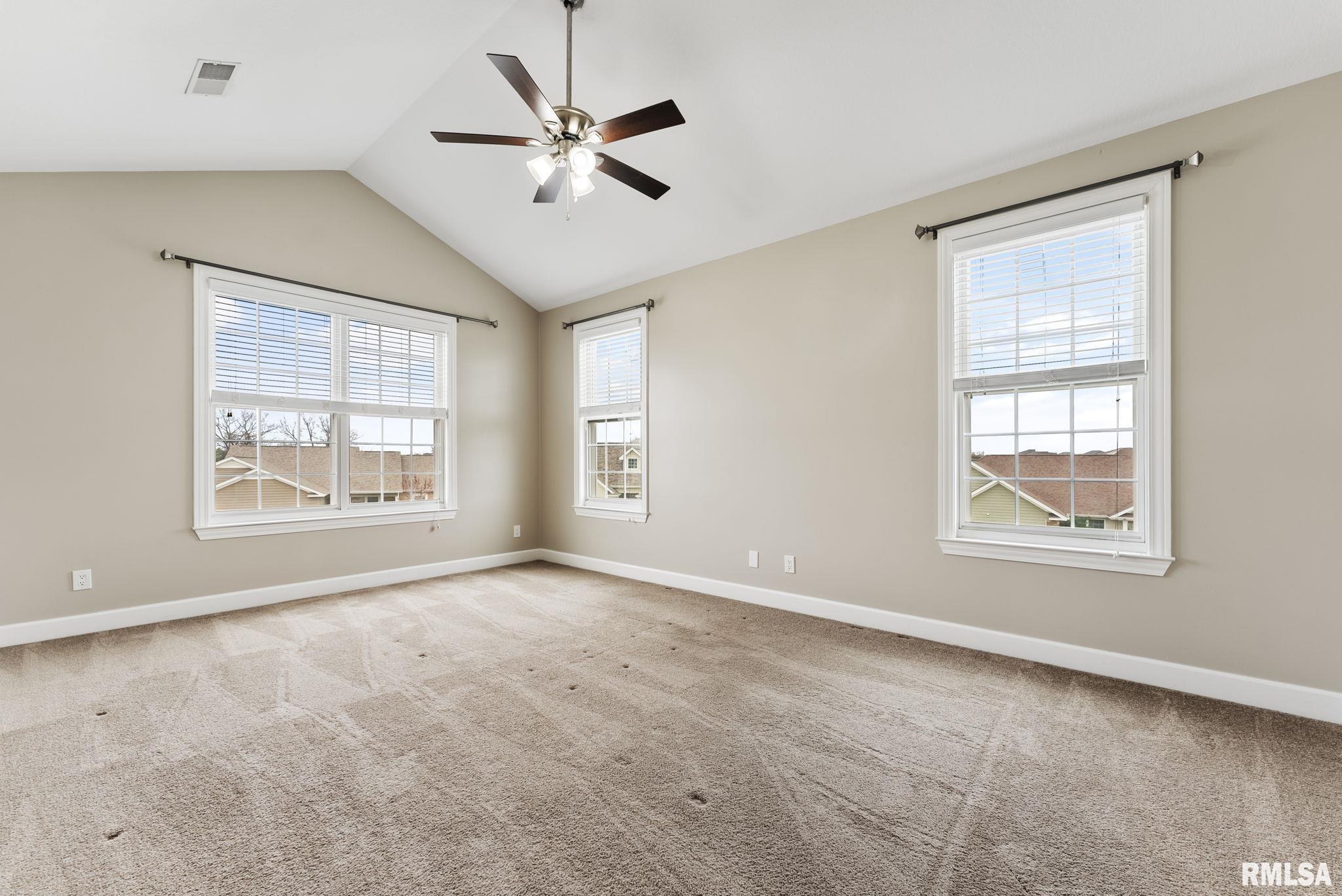 13 Blackstone Circle Property Photo 15