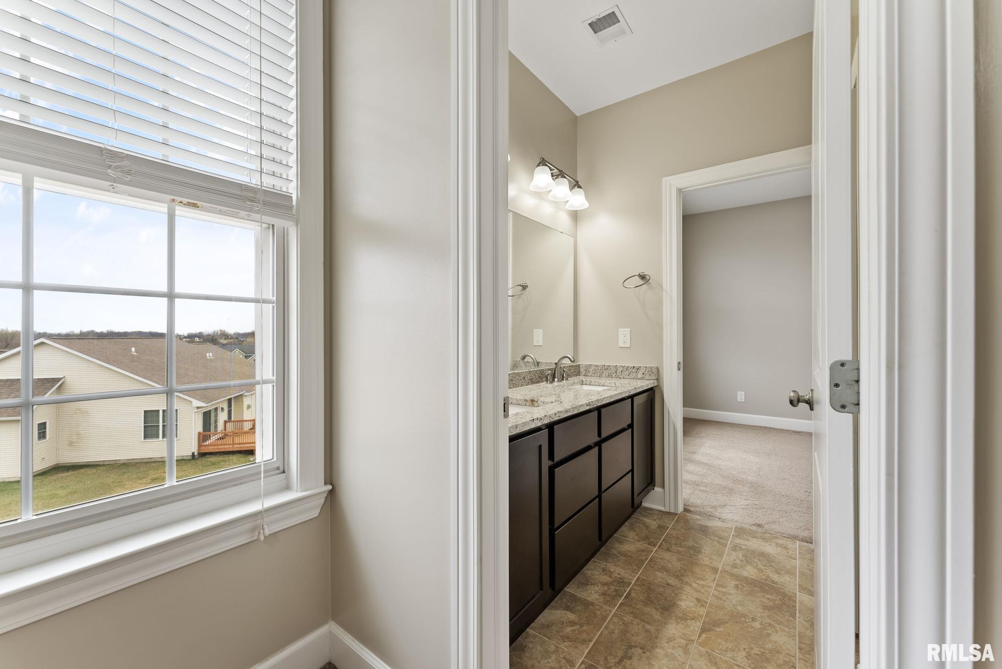 13 Blackstone Circle Property Photo 20