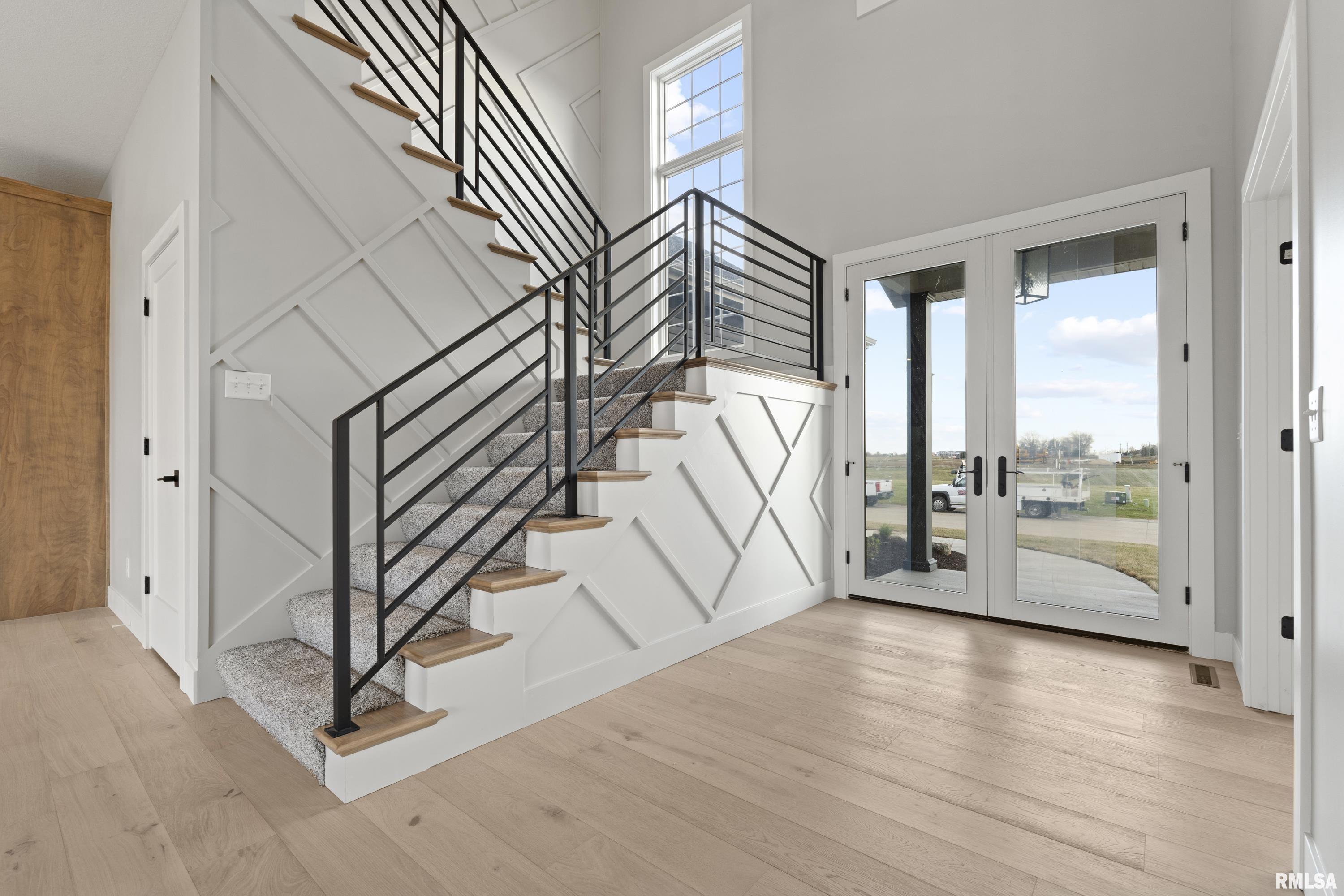 6578 Cardinal Road Property Photo 3