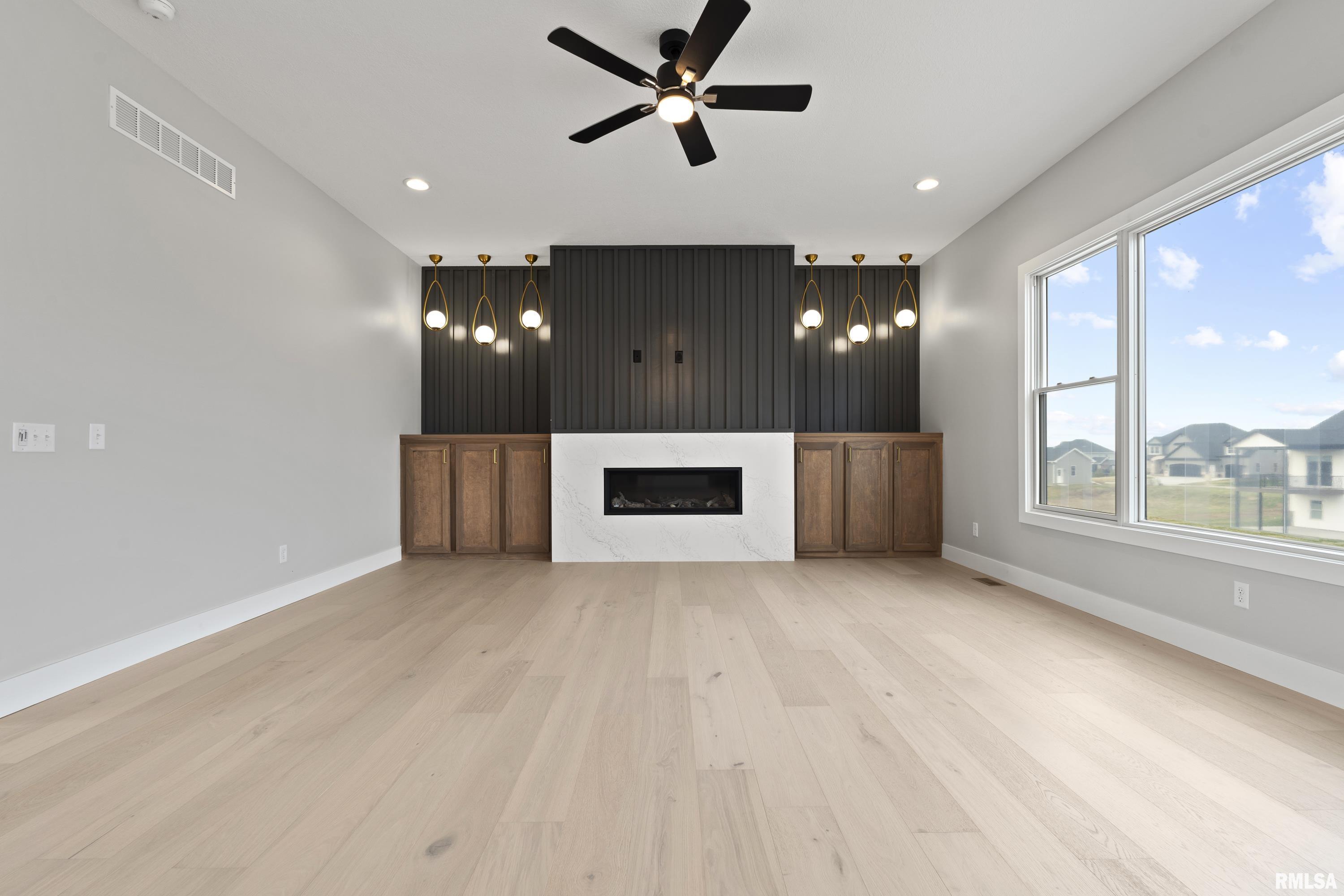 6578 Cardinal Road Property Photo 5