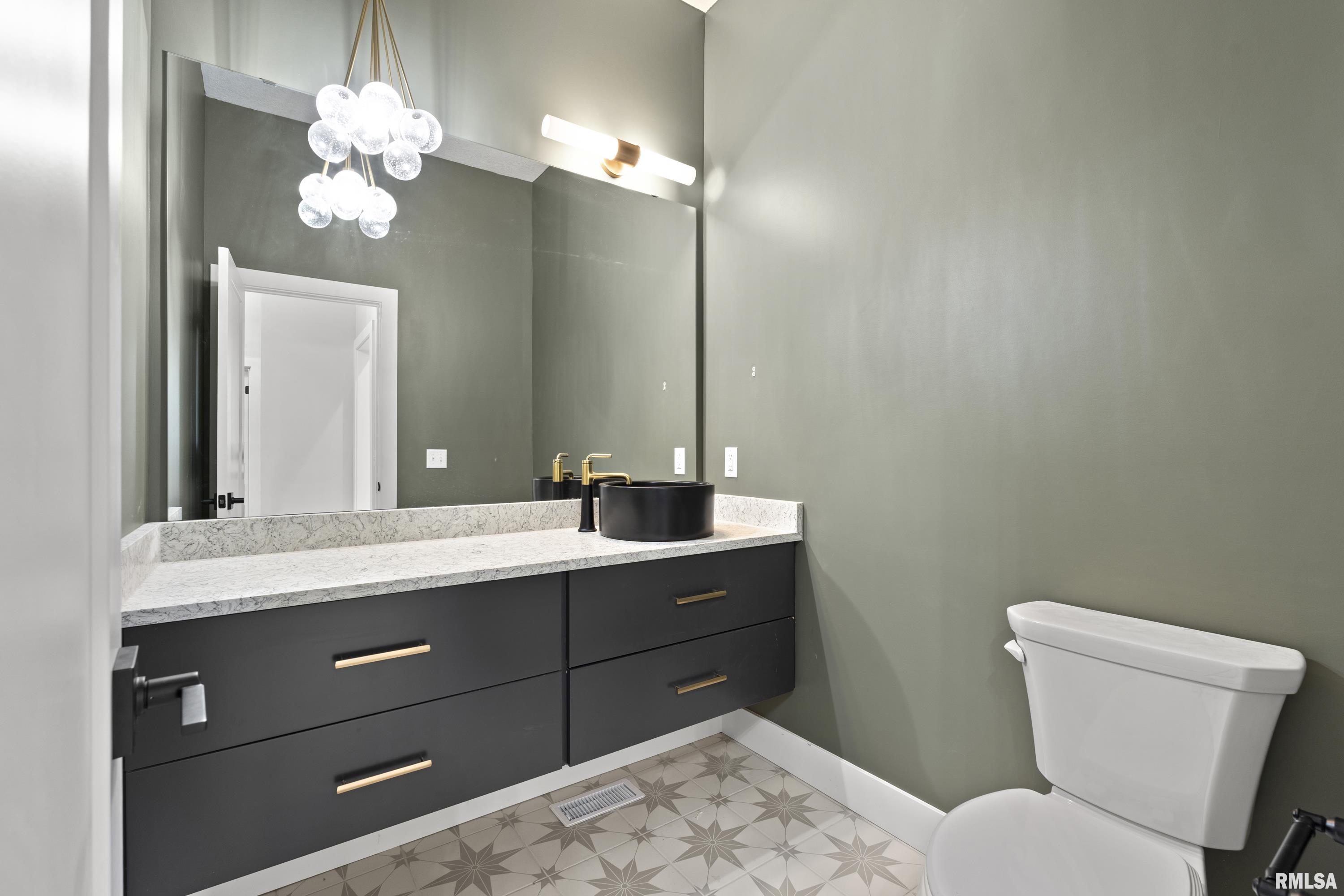 6578 Cardinal Road Property Photo 16
